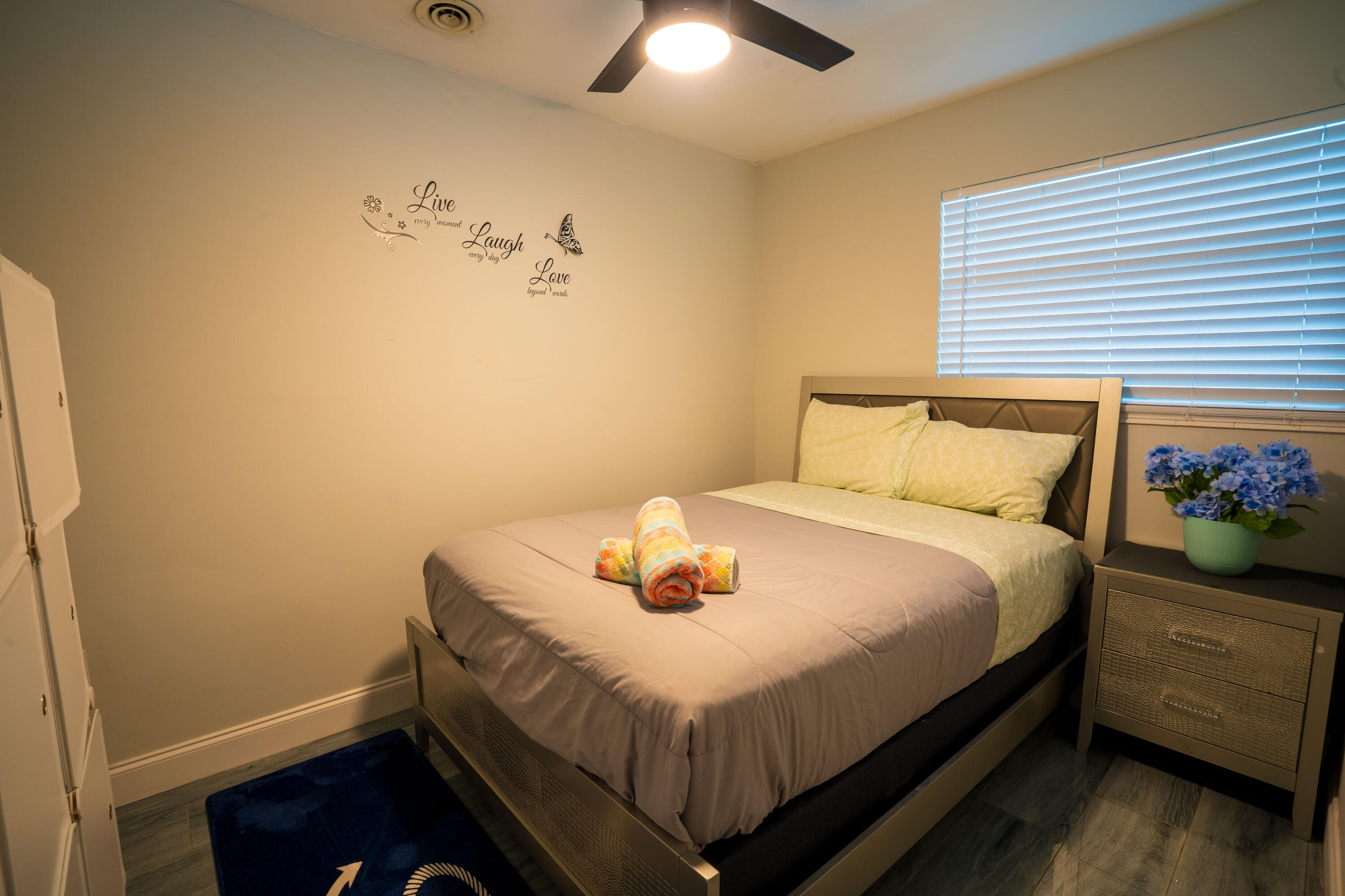 PALM BEACH SQUARE UNIT 4 - Residential