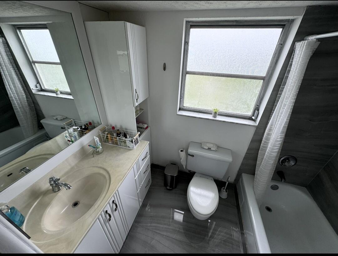NO 50 PALM-AIRE COUNTRY CLUB - Residential