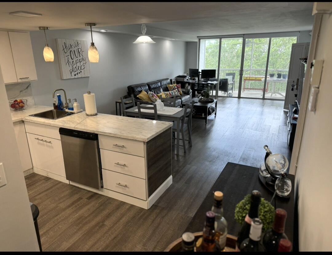 NO 50 PALM-AIRE COUNTRY CLUB - Residential