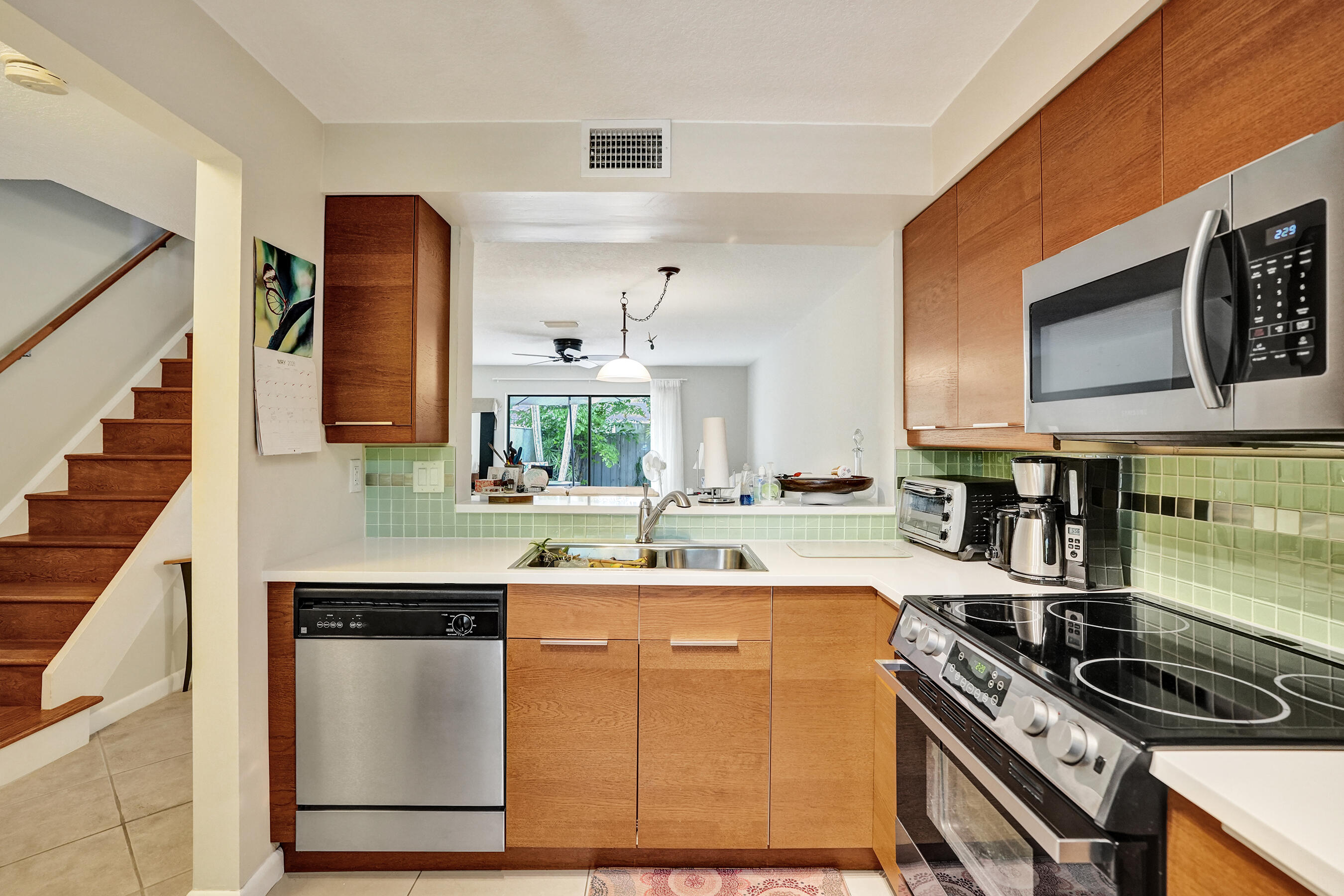 PINES OF OAKLAND FOREST WEST - Residential