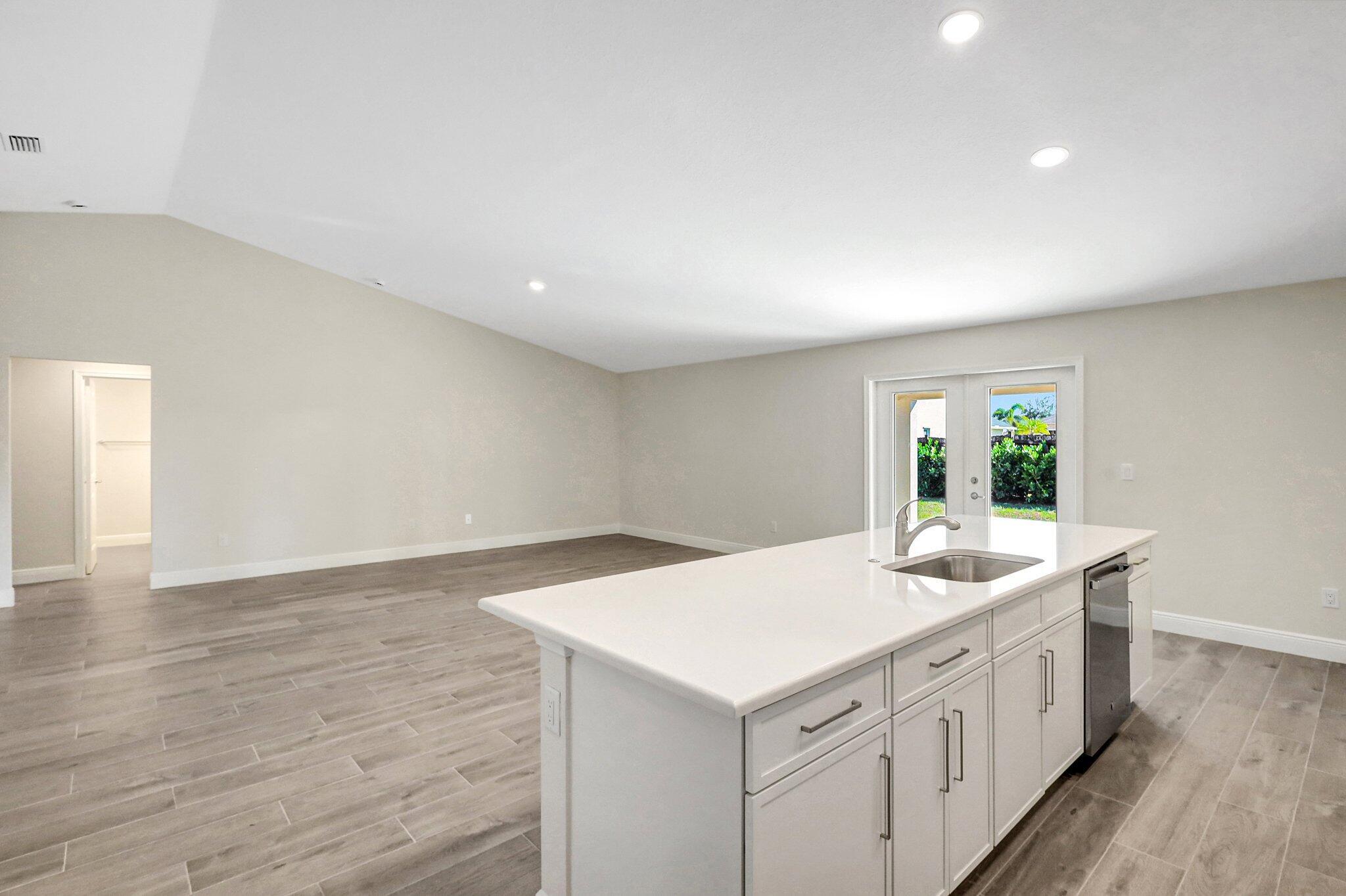PORT ST LUCIE SECTION 21 - Residential