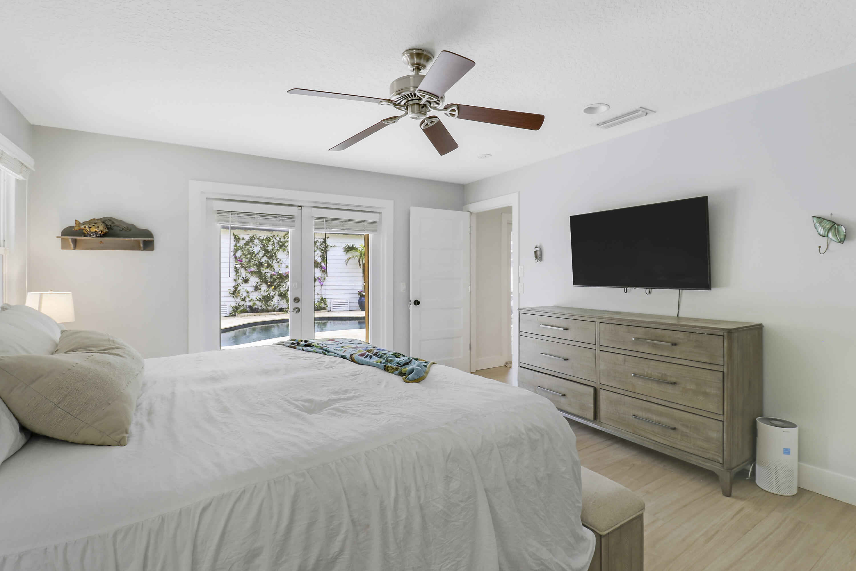 Palm Beach Country Estates - Residential