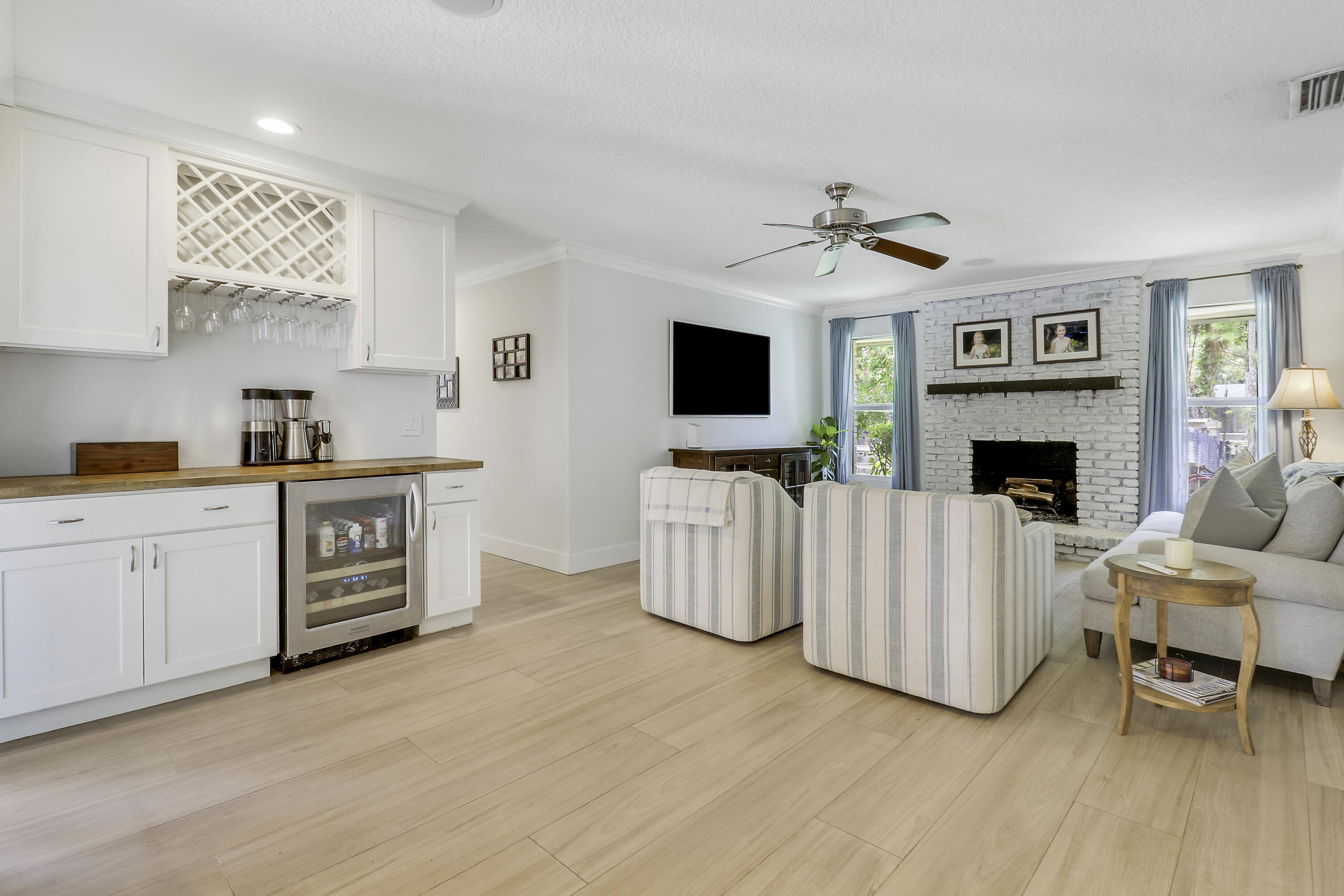 Palm Beach Country Estates - Residential