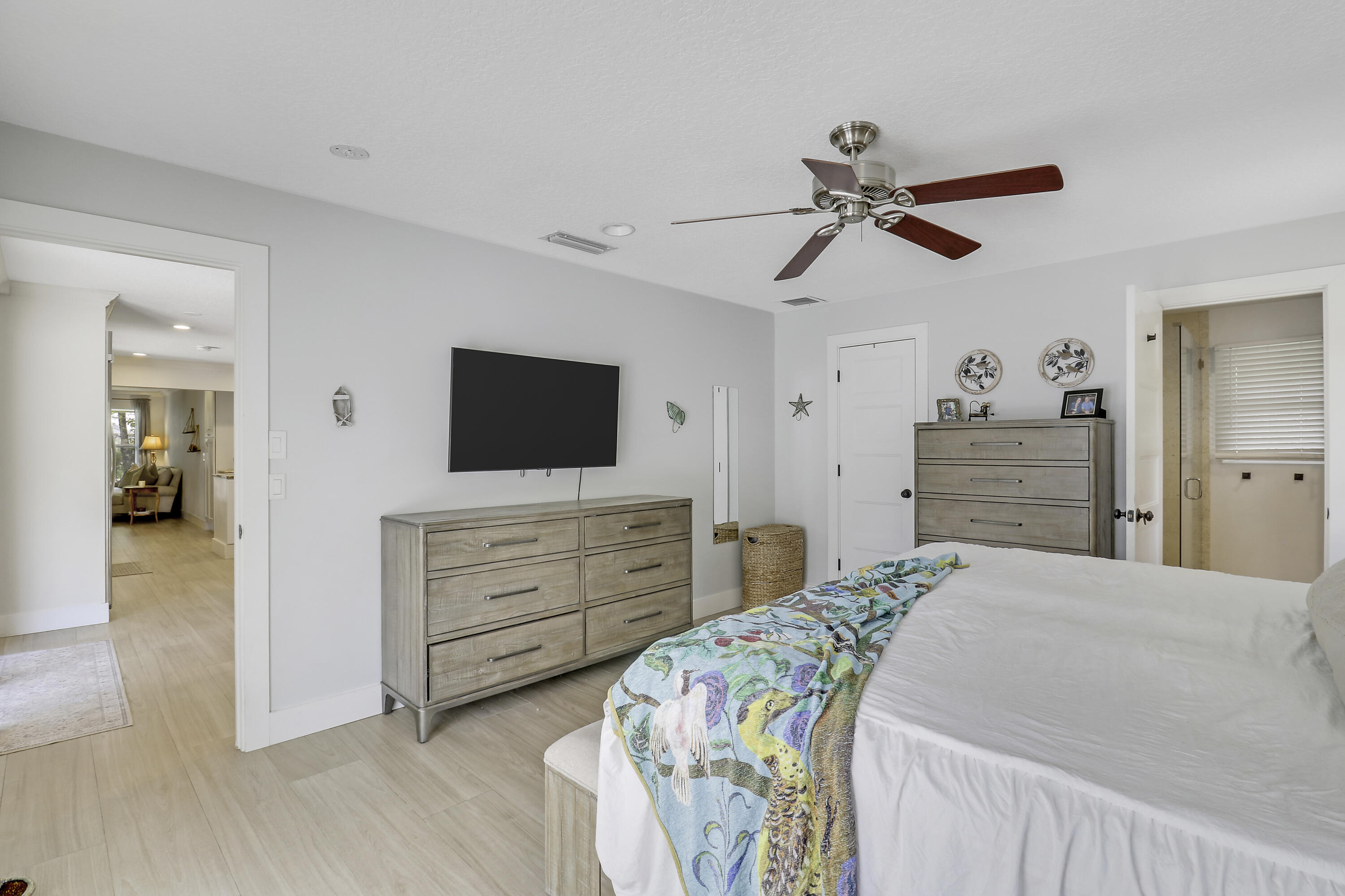 Palm Beach Country Estates - Residential