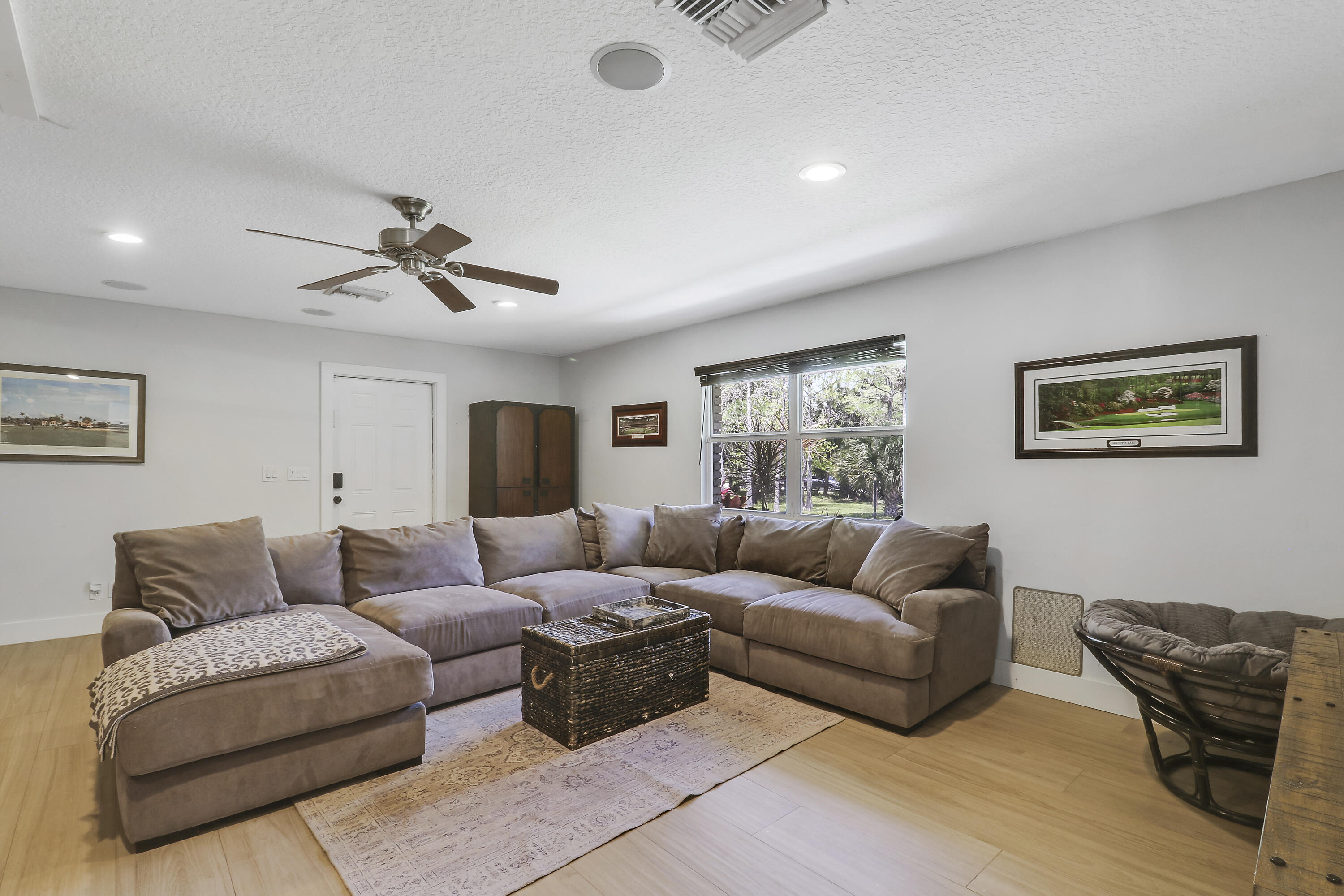 Palm Beach Country Estates - Residential