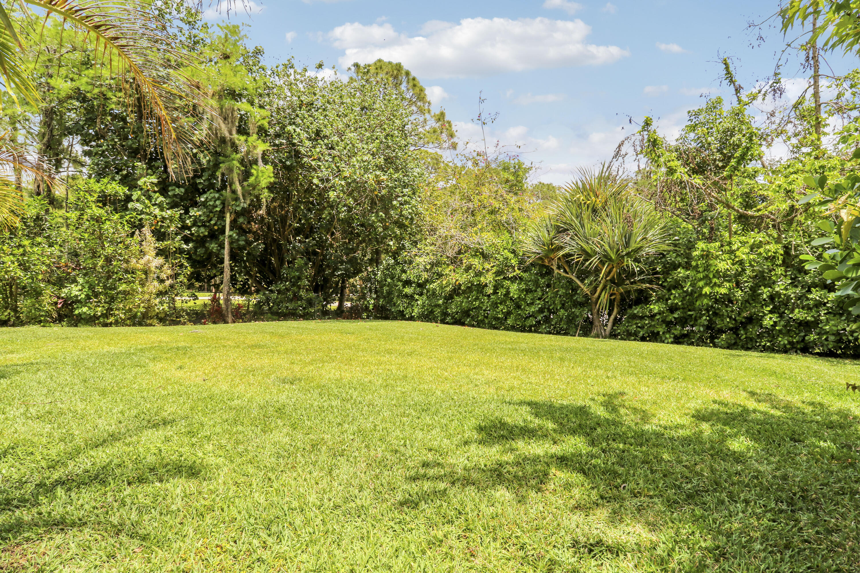 Palm Beach Country Estates - Residential