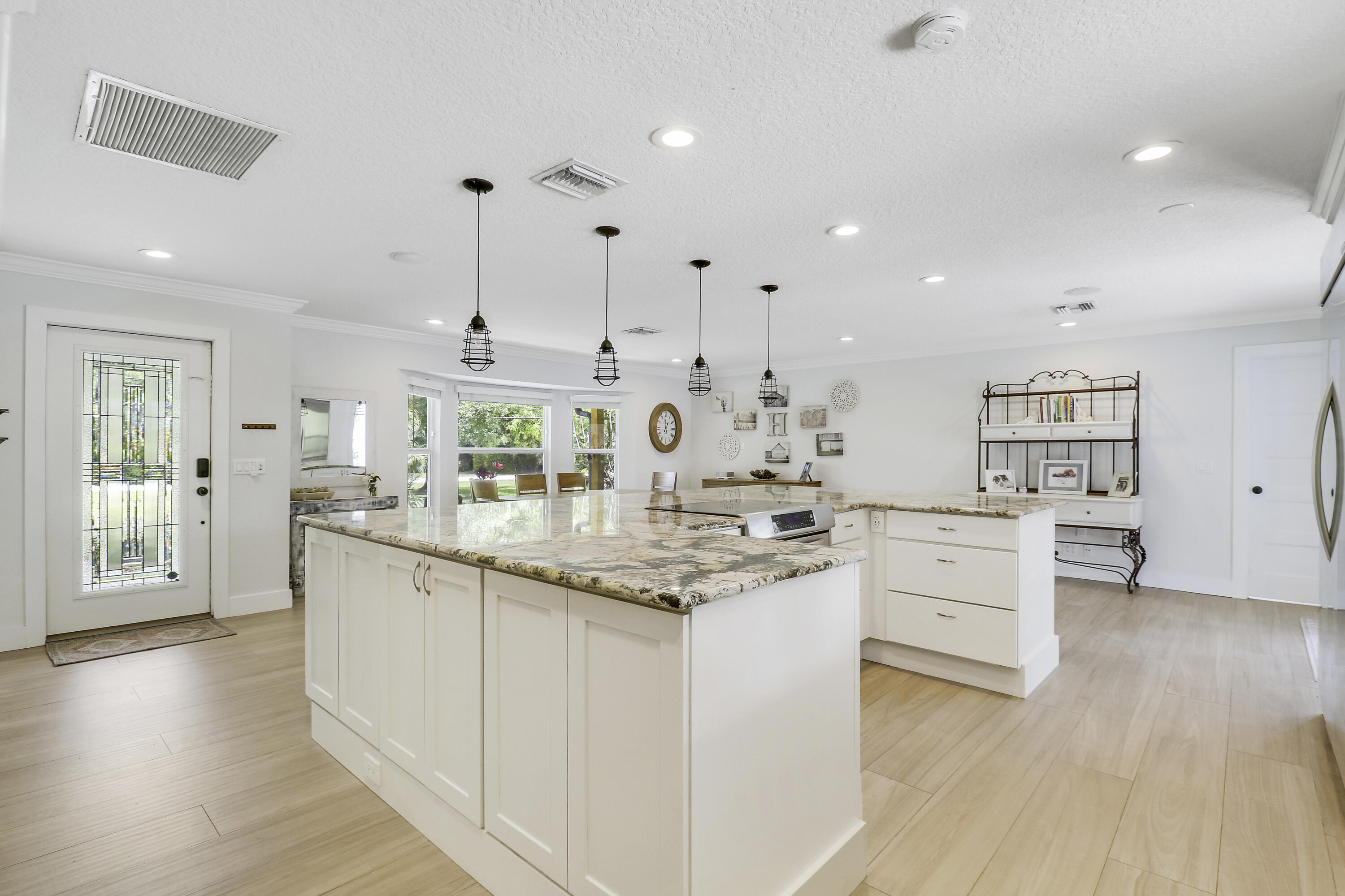 Palm Beach Country Estates - Residential