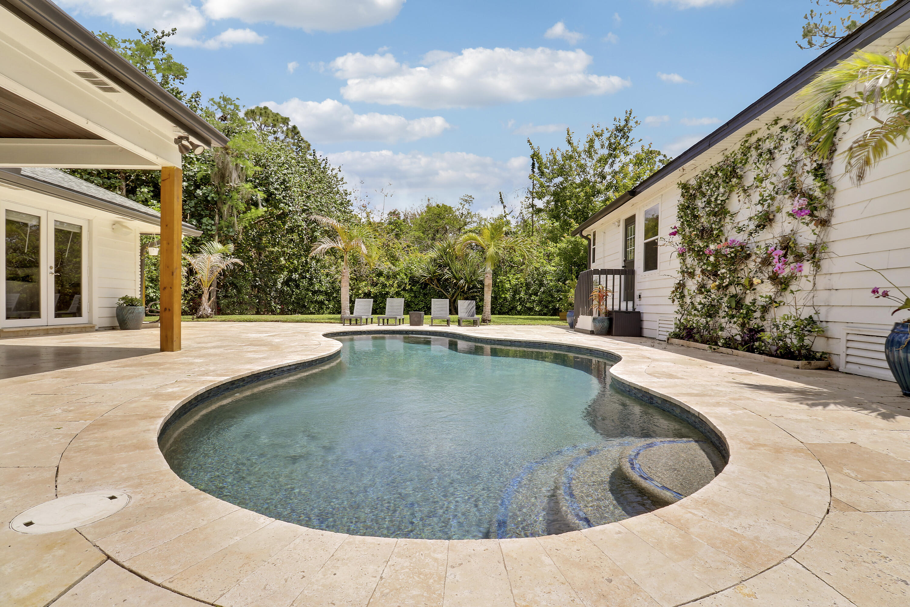 Palm Beach Country Estates - Residential