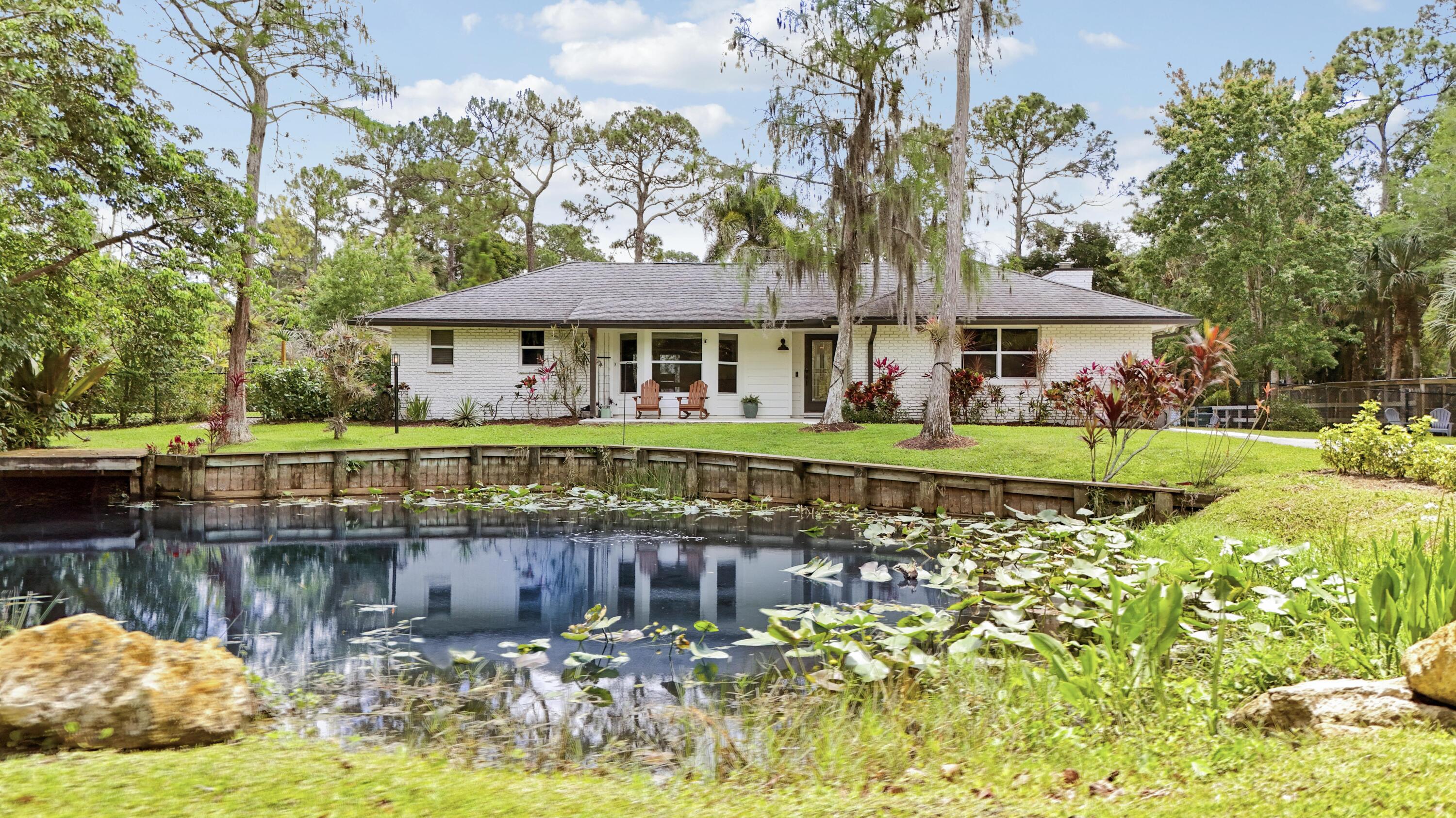 Palm Beach Country Estates - Residential