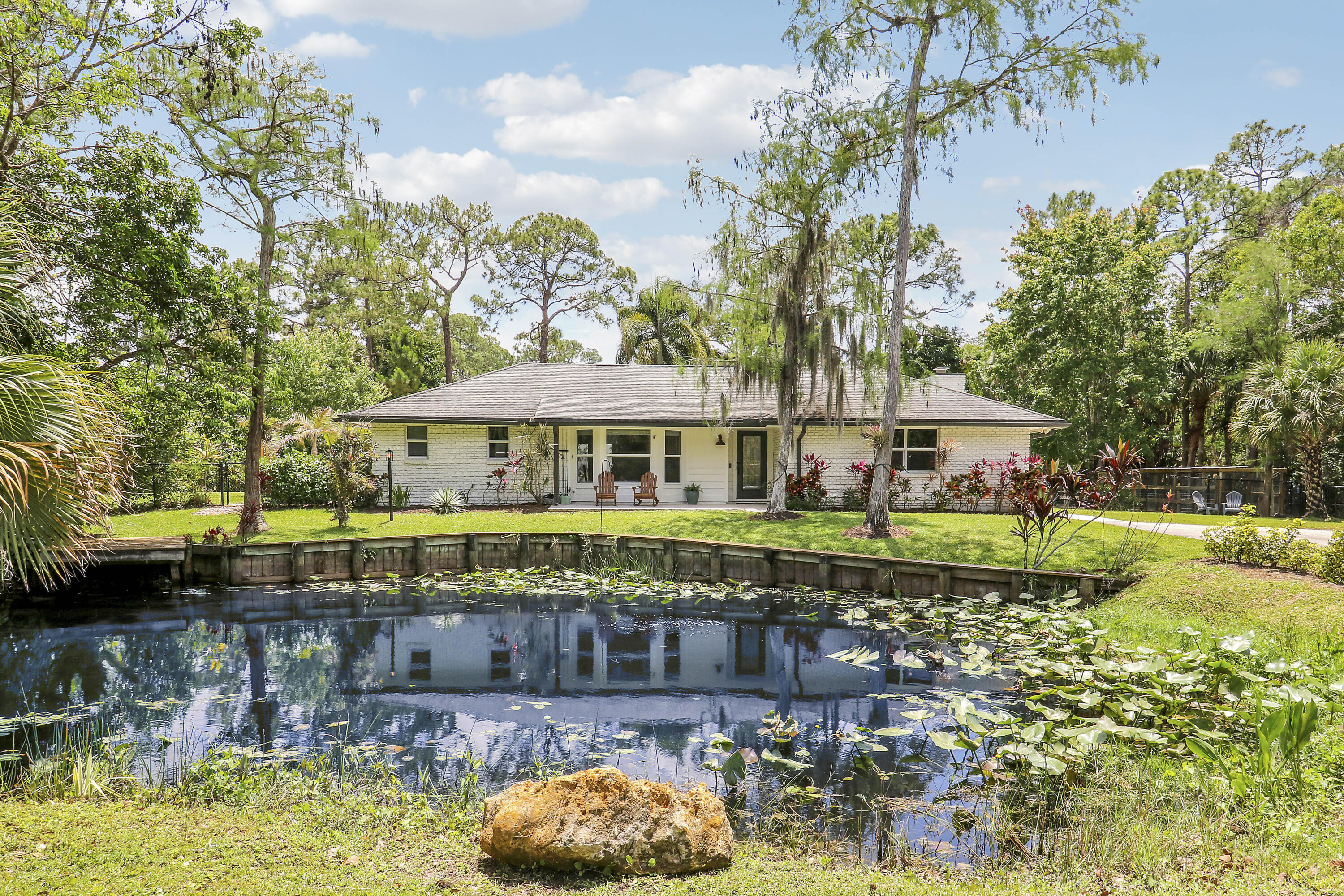Palm Beach Country Estates - Residential