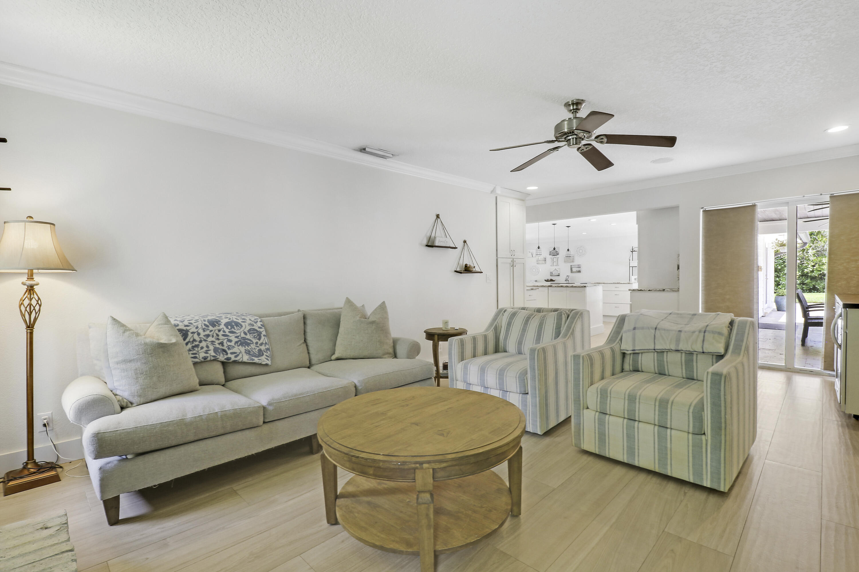 Palm Beach Country Estates - Residential