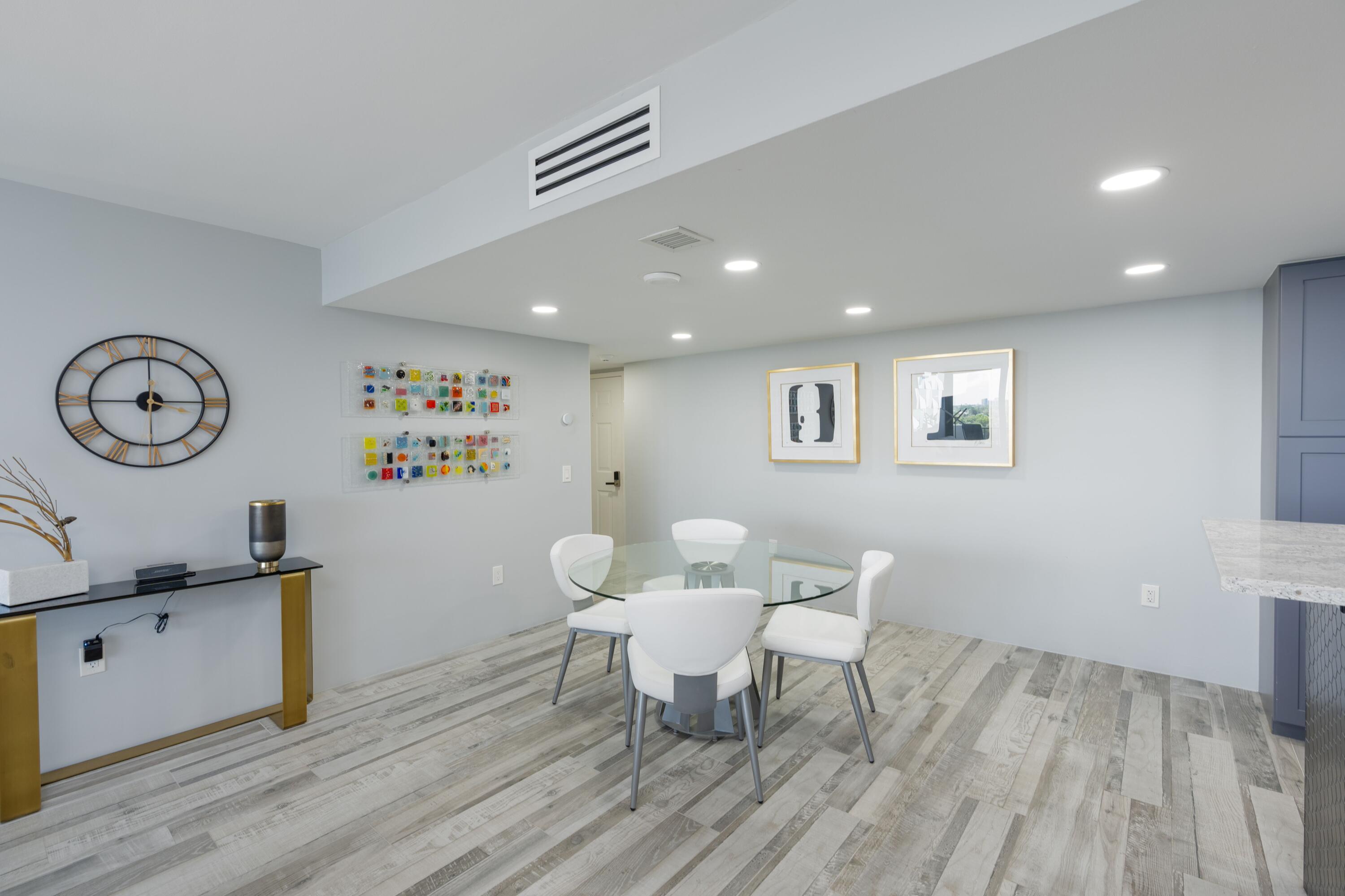 PALM BEACH HOUSE CONDO - Residential Lease