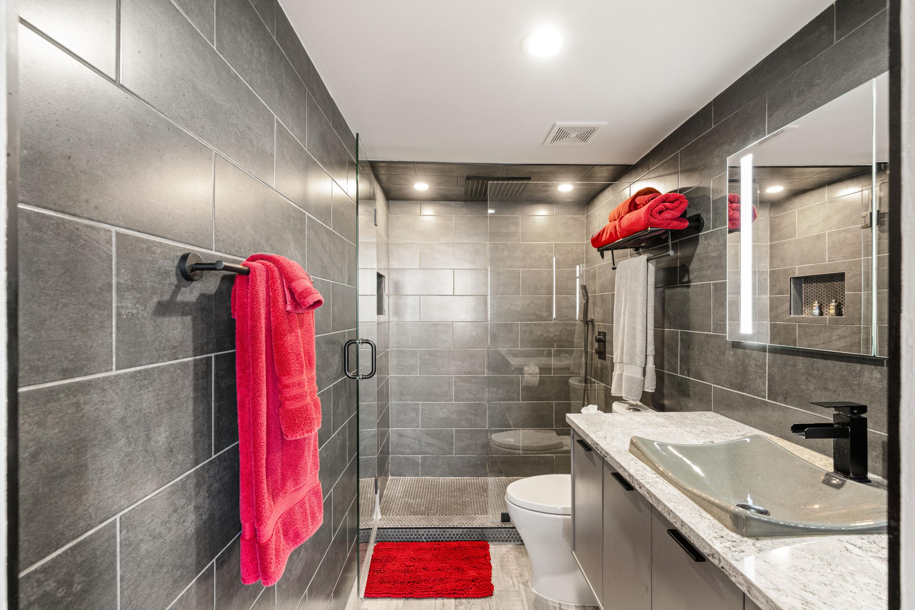 PALM BEACH HOUSE CONDO - Residential Lease
