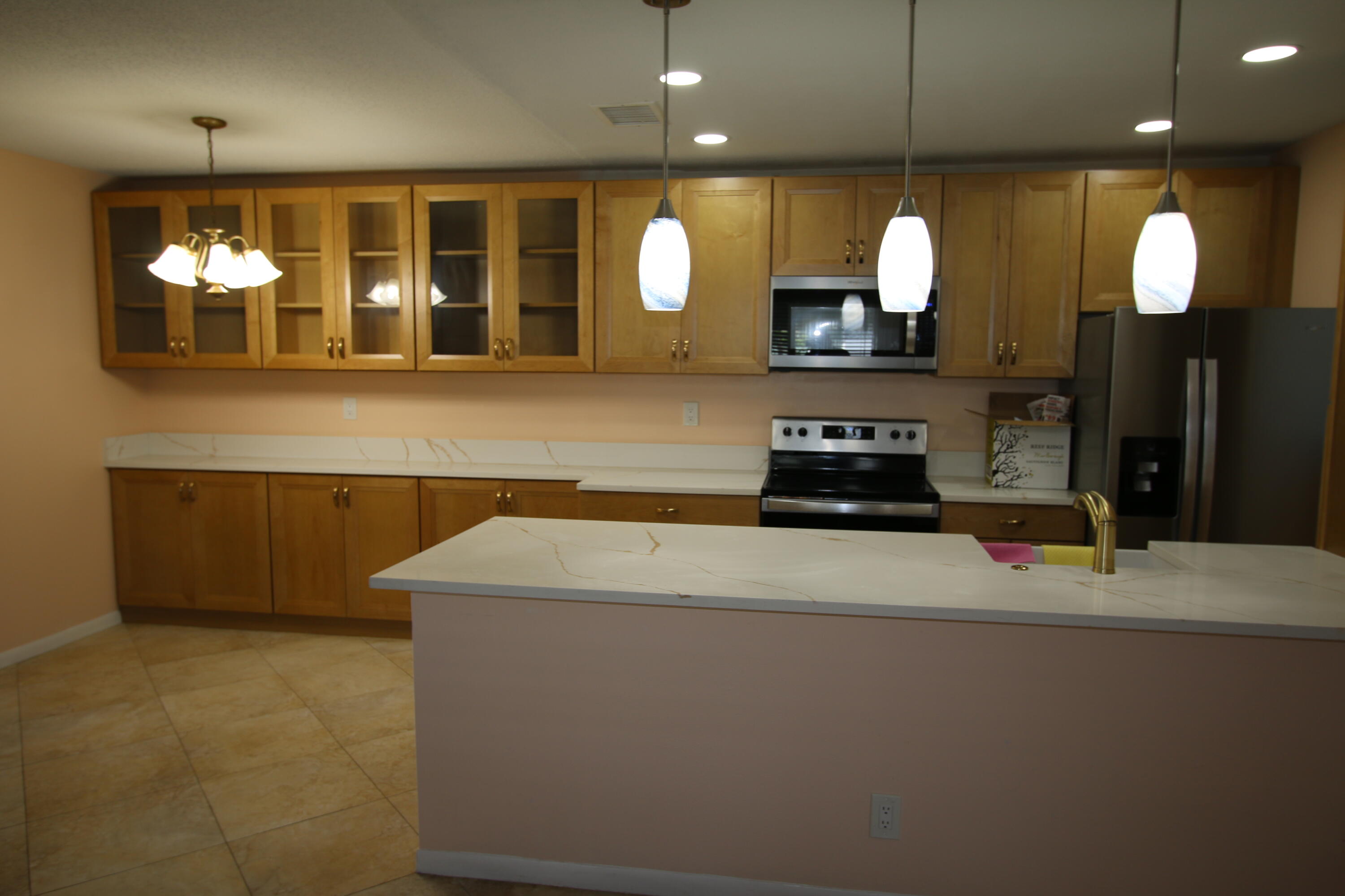 HIGH POINT WEST CONDO 2 - Residential