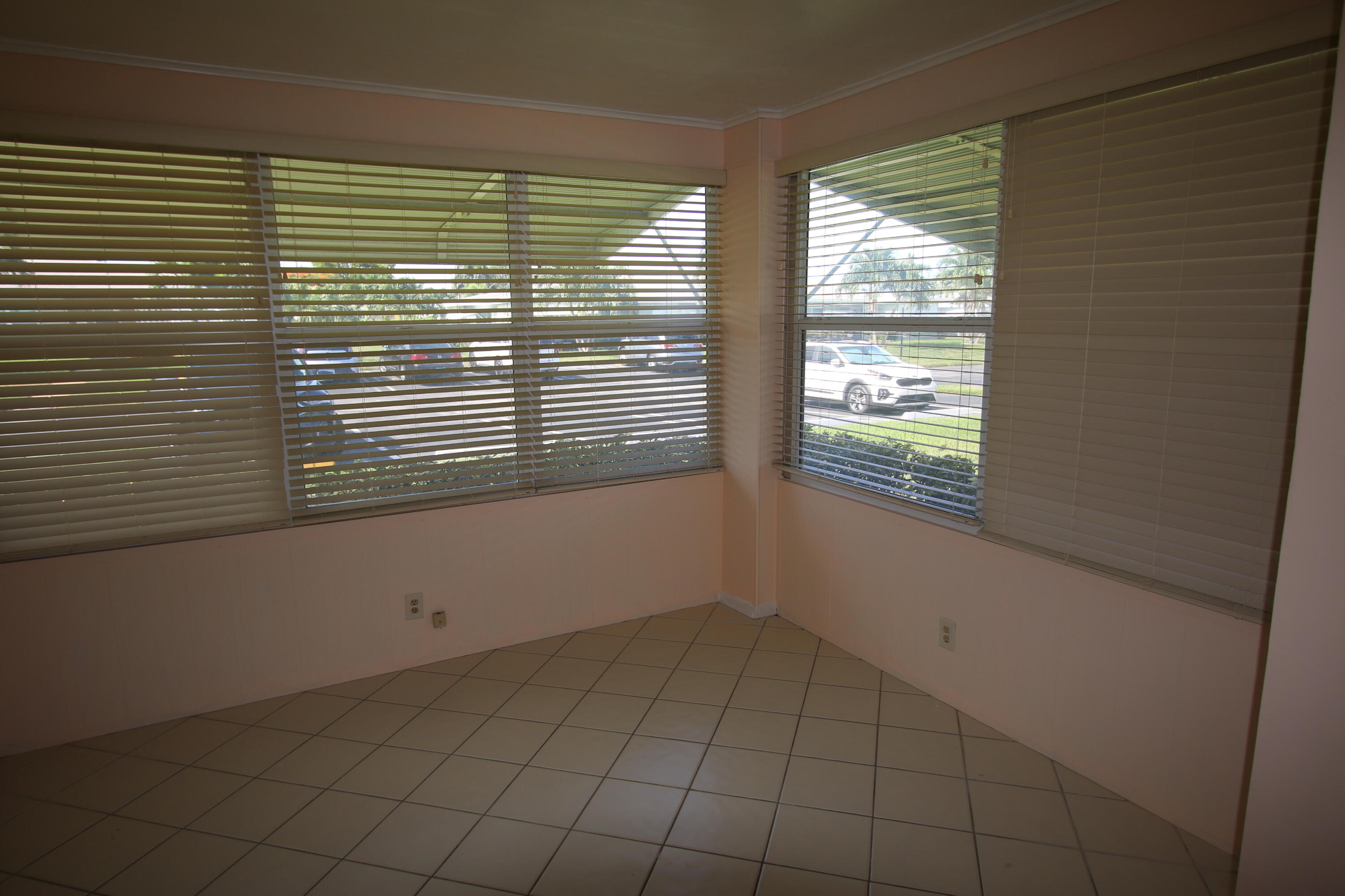HIGH POINT WEST CONDO 2 - Residential