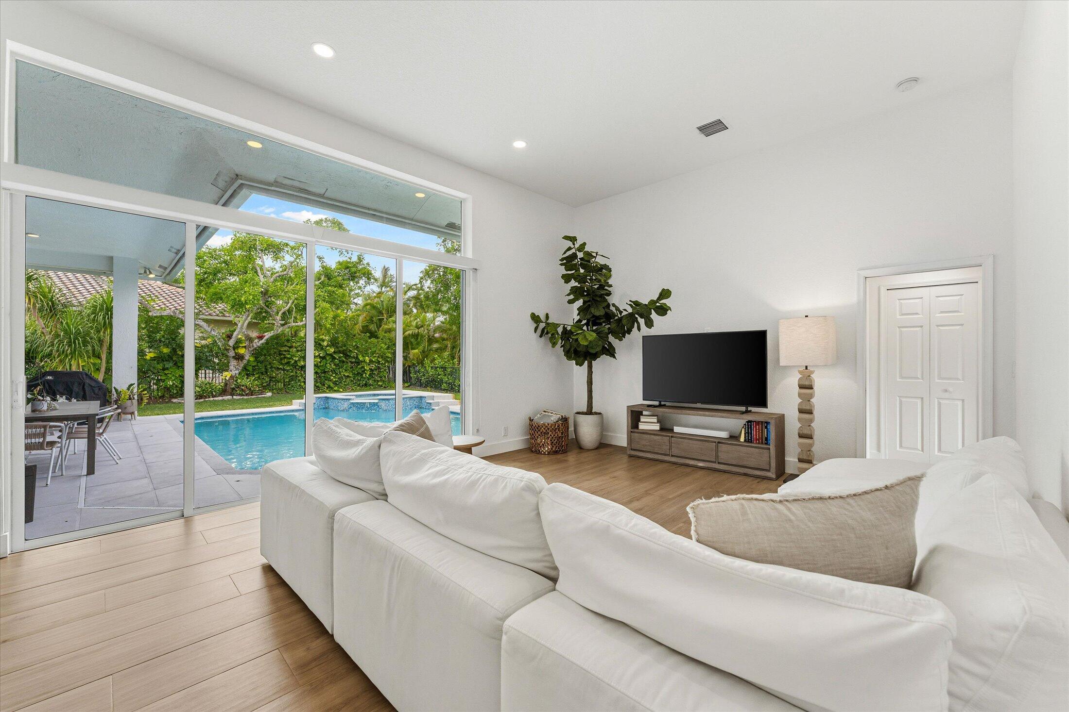 MEADOW RUN WEST - Residential Lease