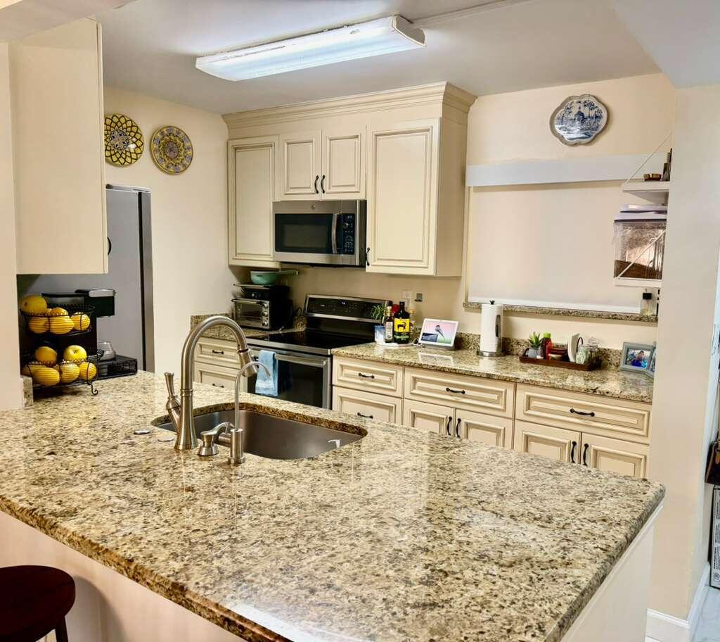 BOCA TERRACE CONDO PH I AND II OR261 - Residential