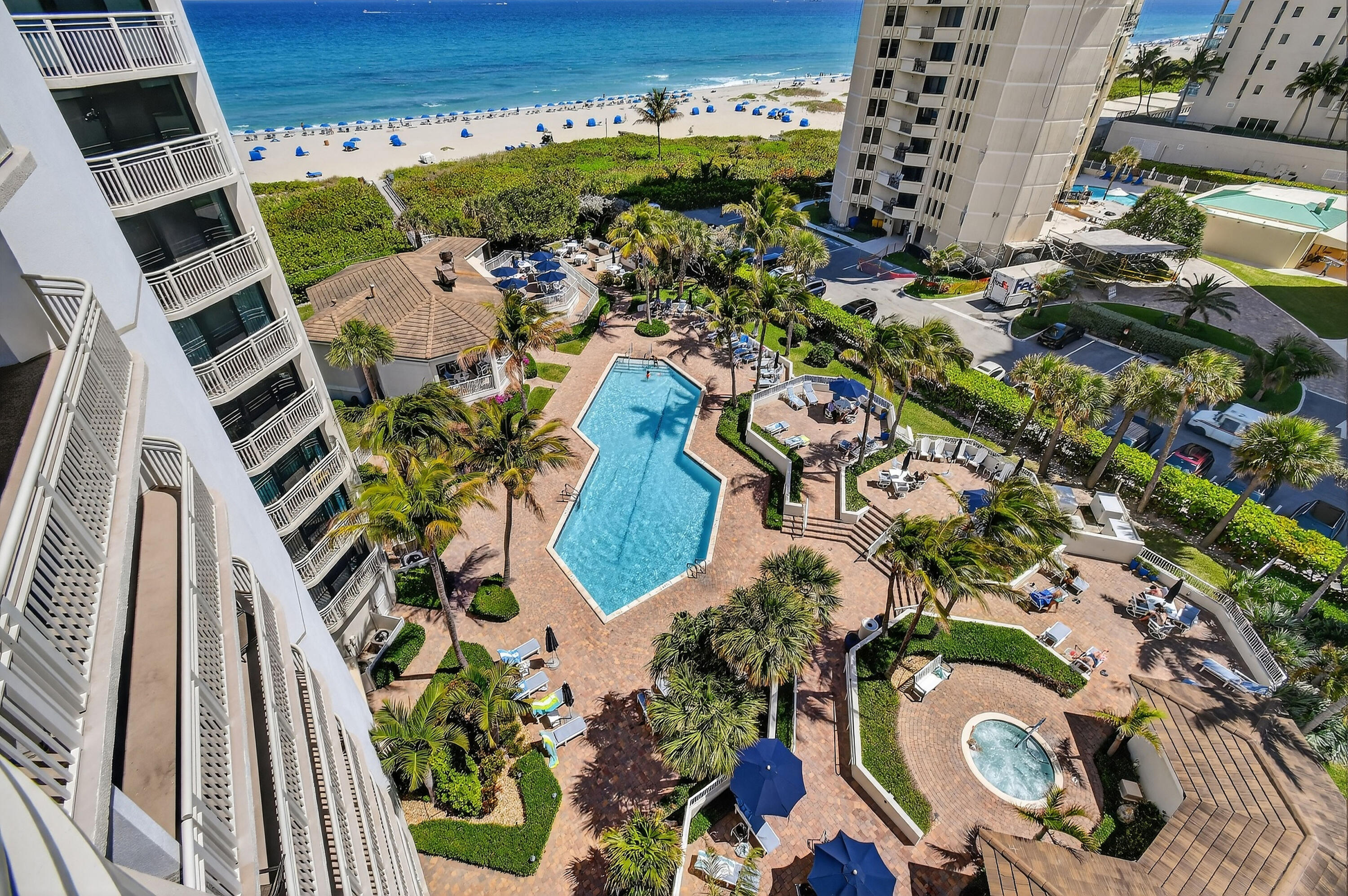 TIARA CONDO - Residential