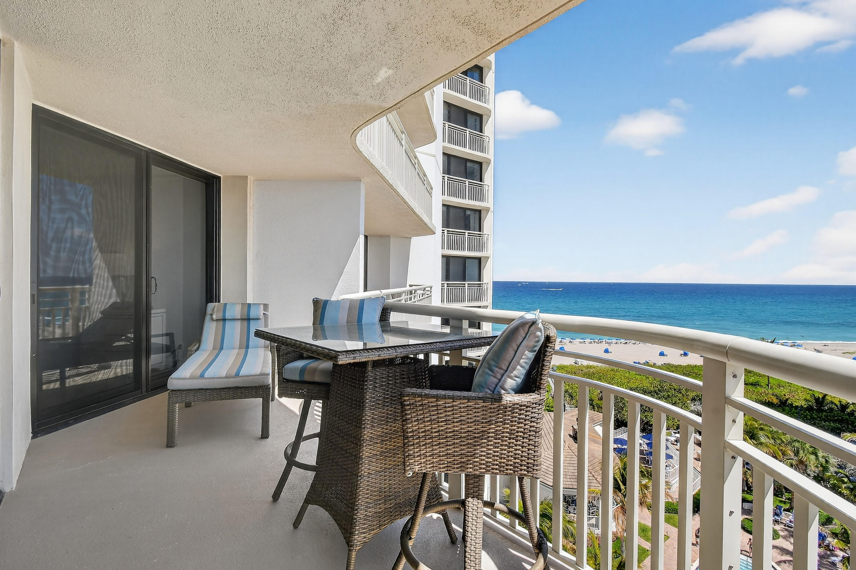 TIARA CONDO - Residential