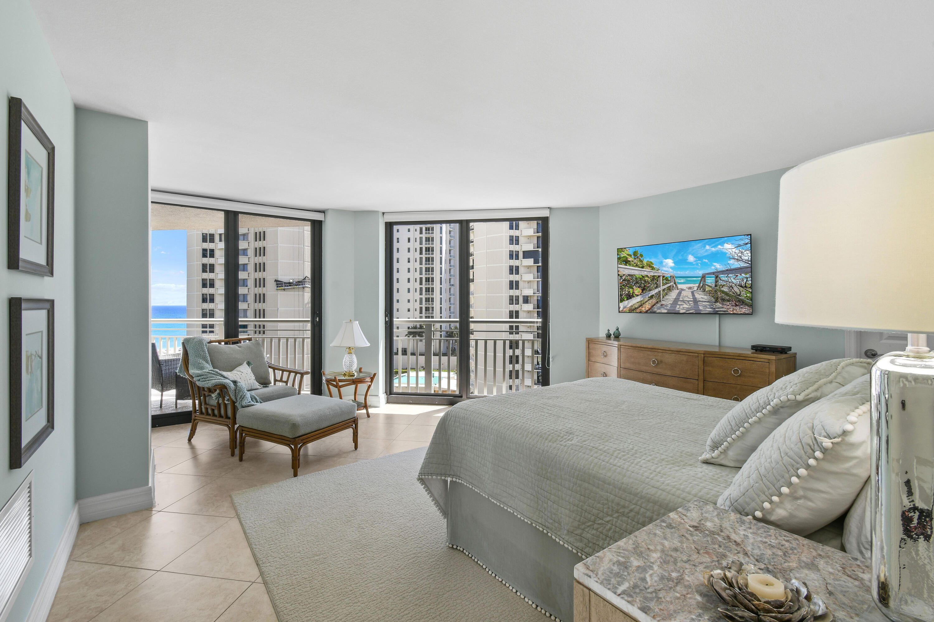 TIARA CONDO - Residential