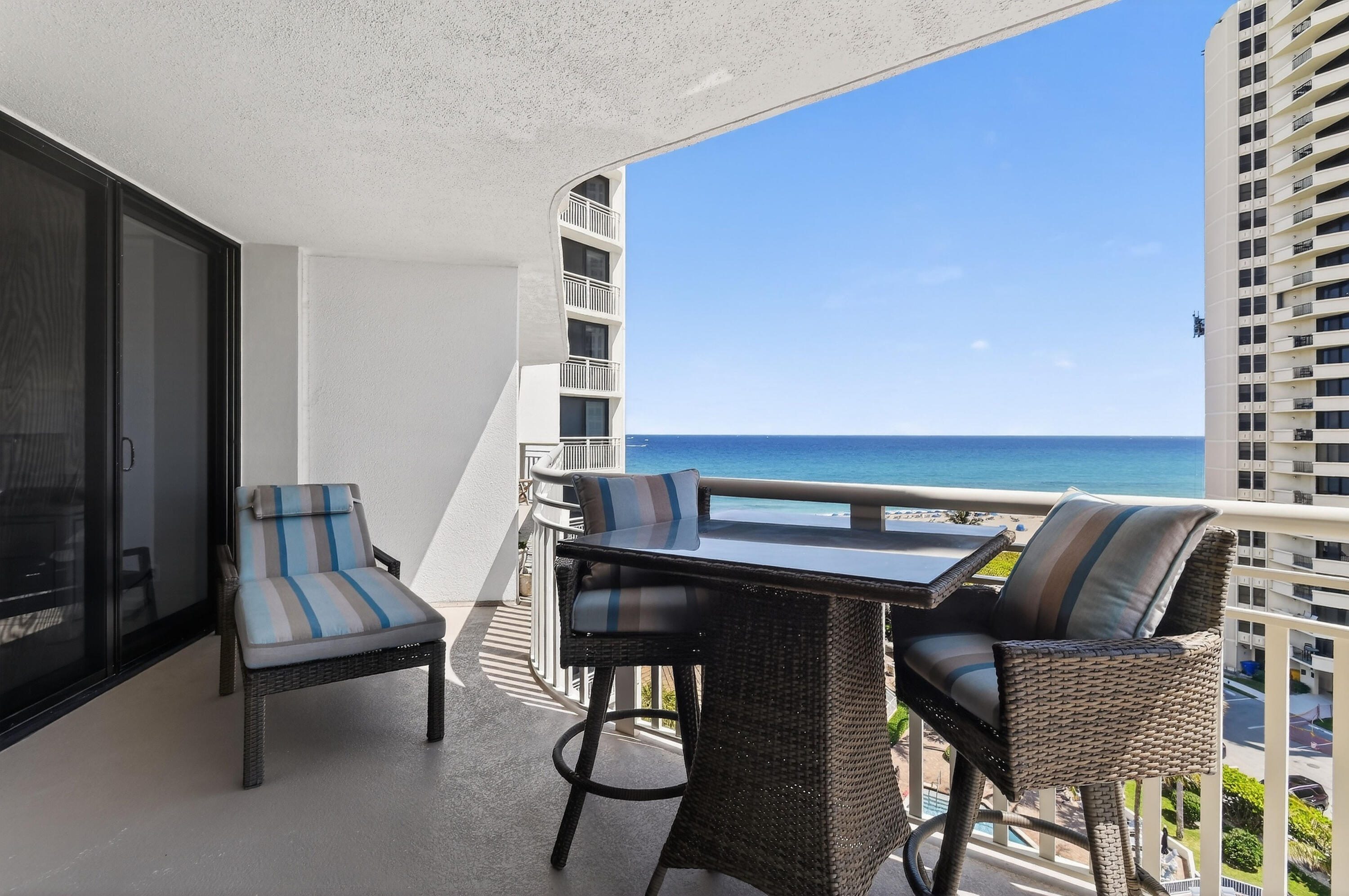 TIARA CONDO - Residential