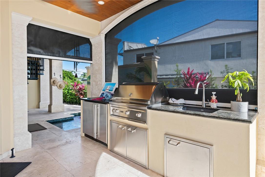 SUNRISE KEY (GATED) - Residential