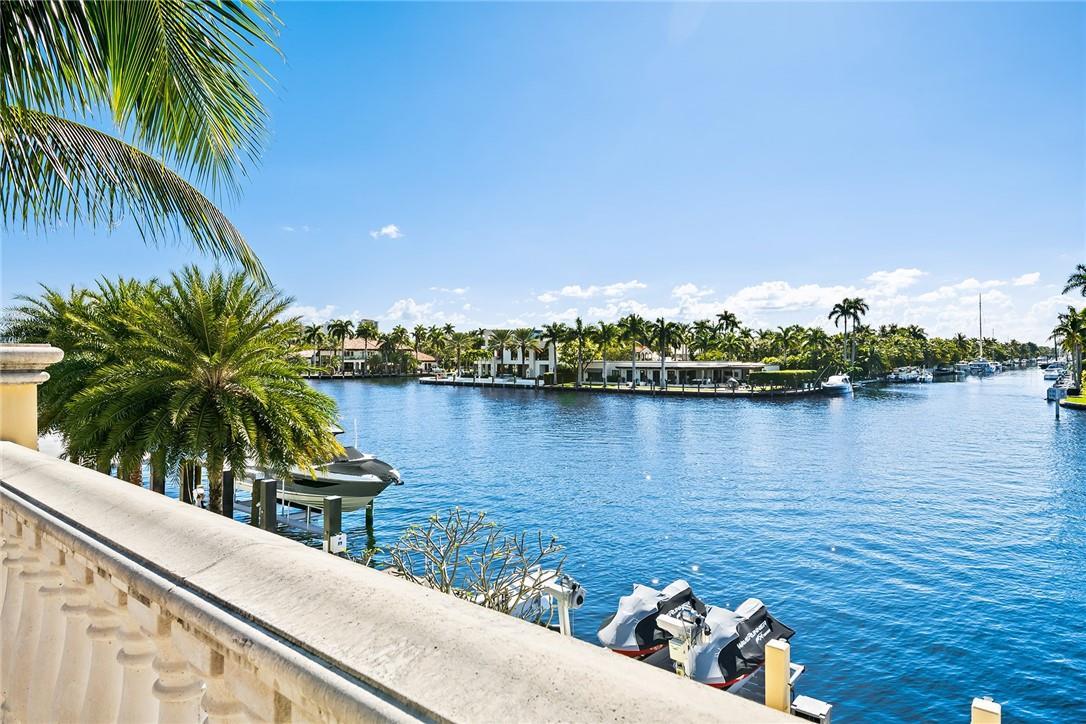 SUNRISE KEY (GATED) - Residential