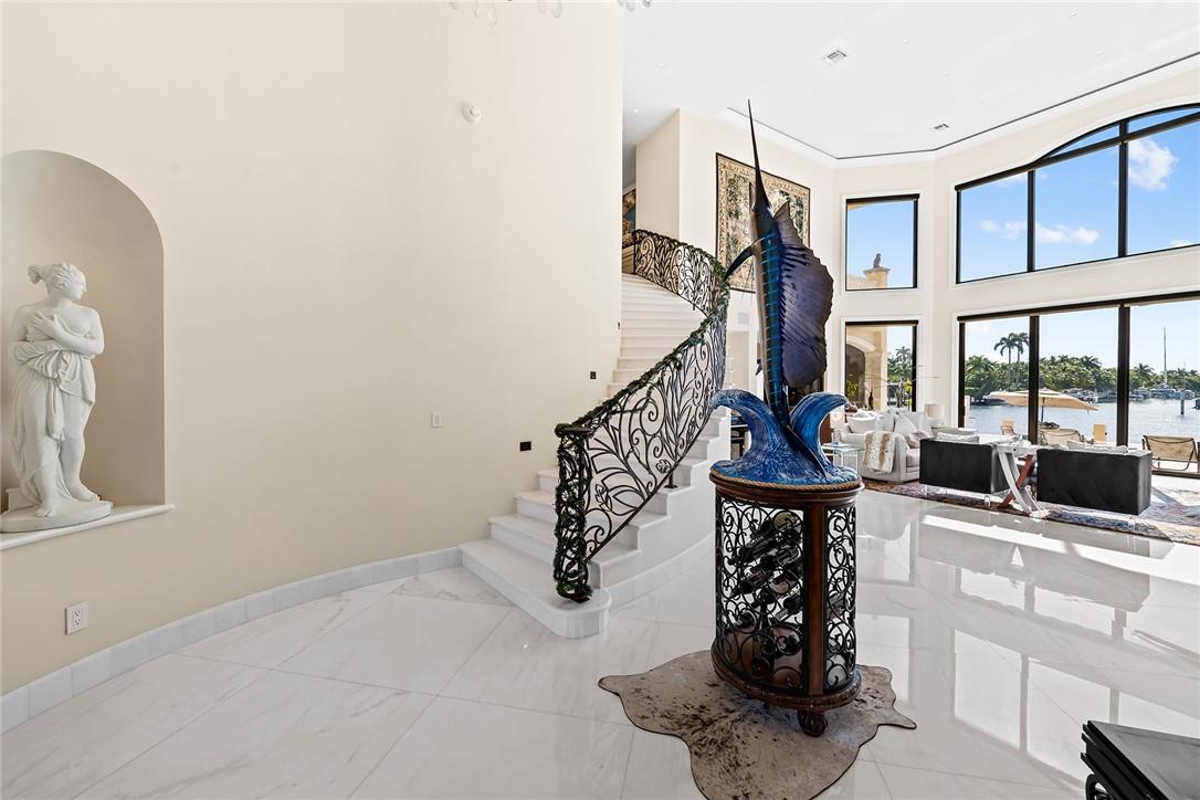 SUNRISE KEY (GATED) - Residential