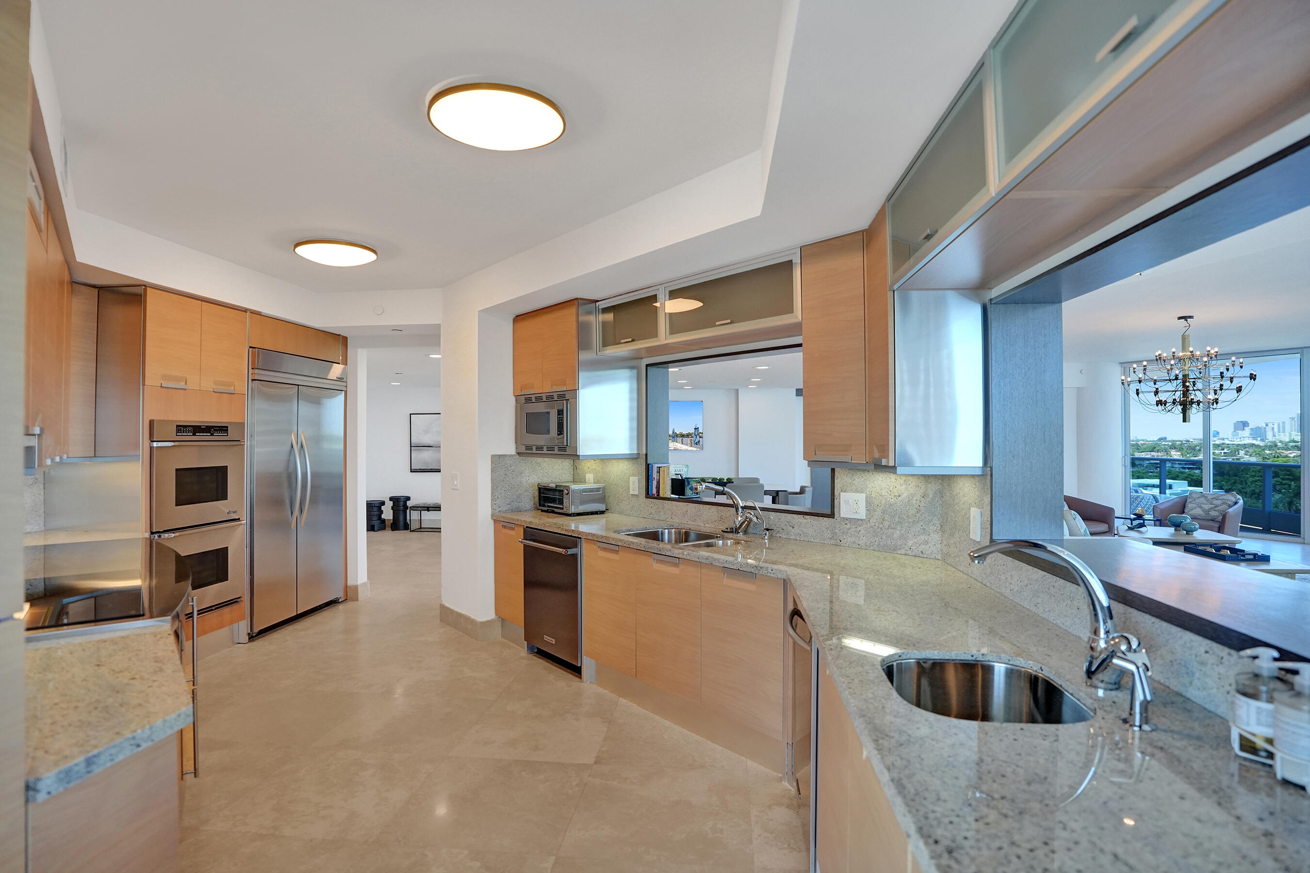 LA RIVE CONDO - Residential