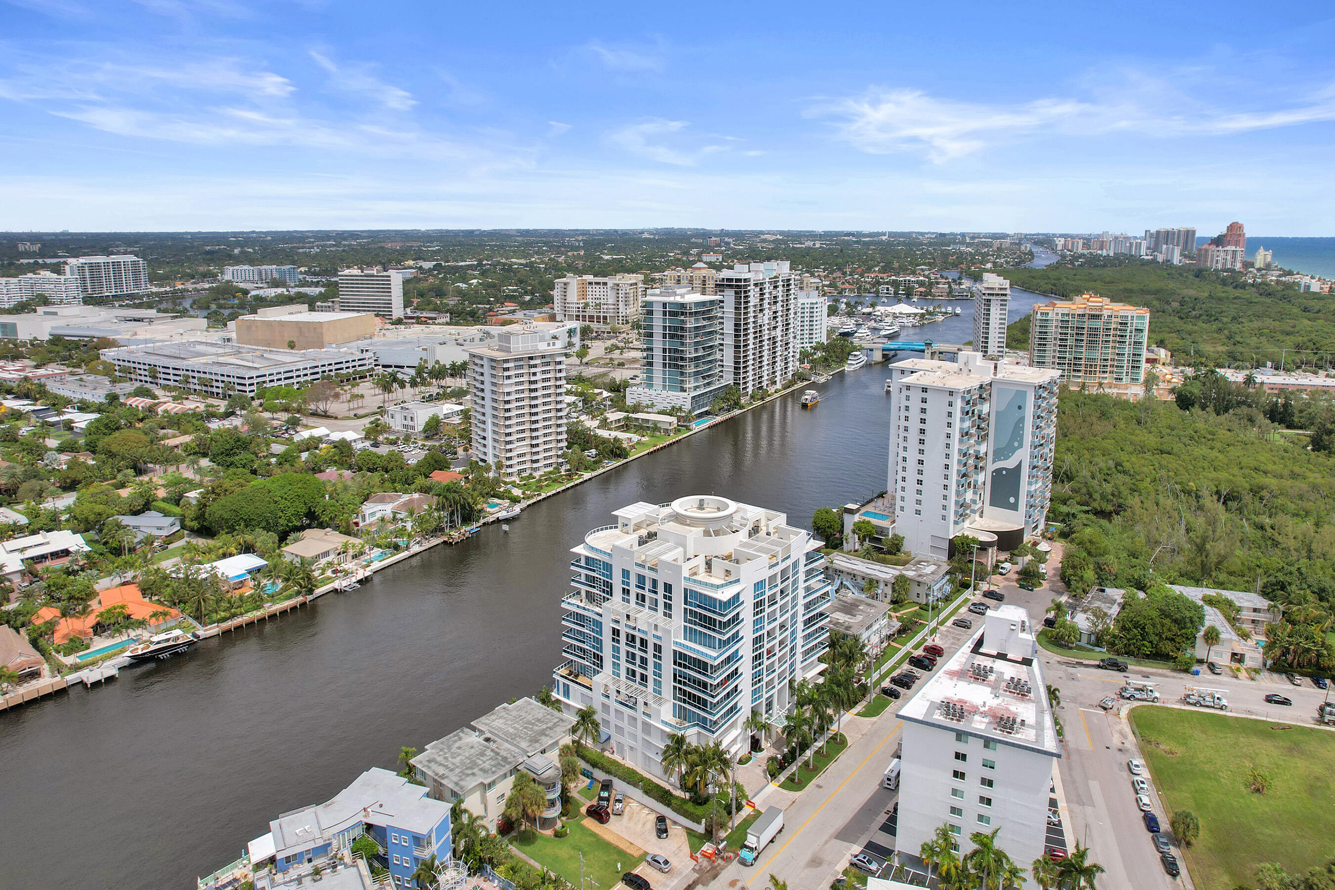 LA RIVE CONDO - Residential