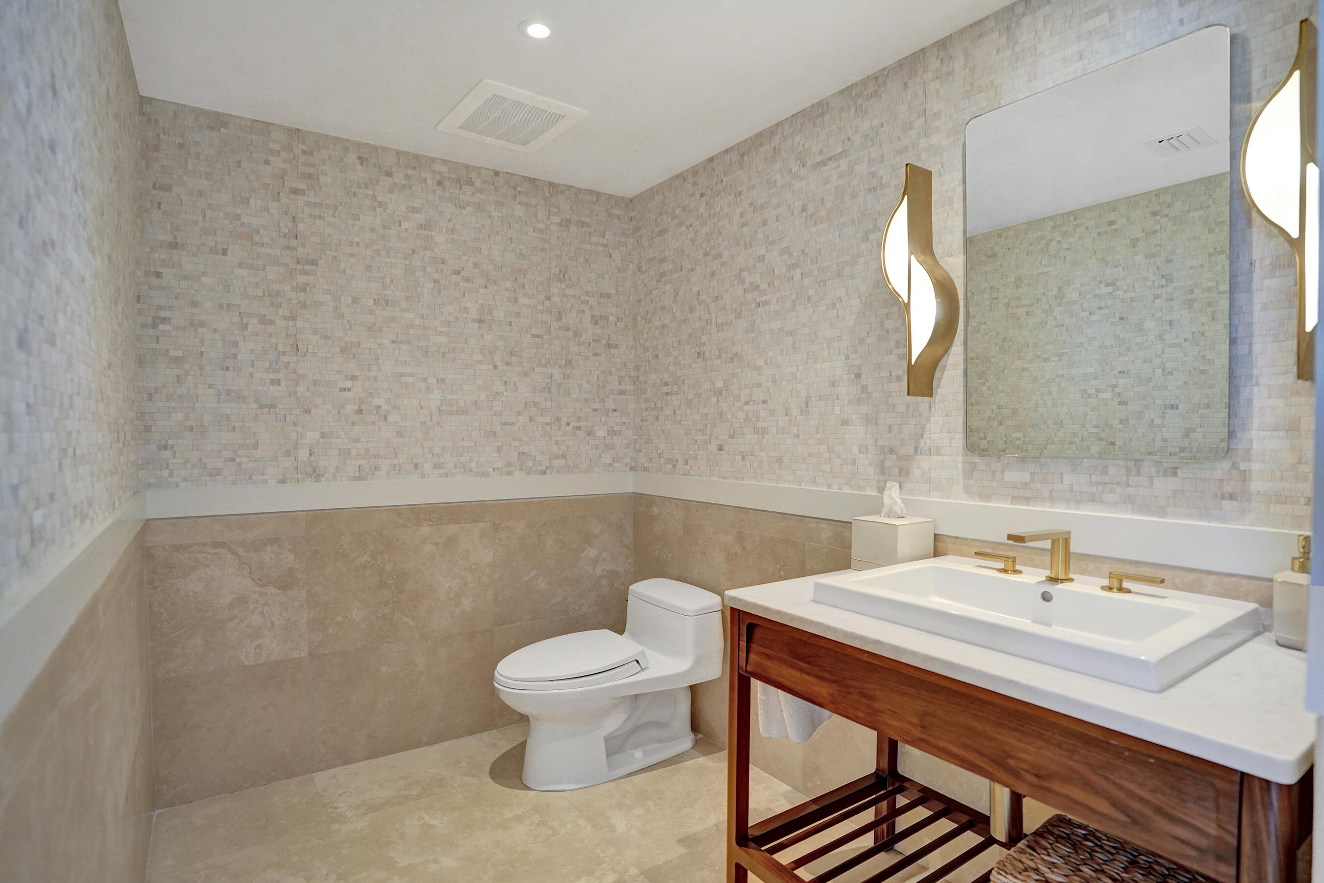 LA RIVE CONDO - Residential
