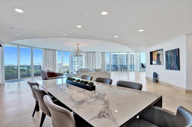 LA RIVE CONDO - Residential