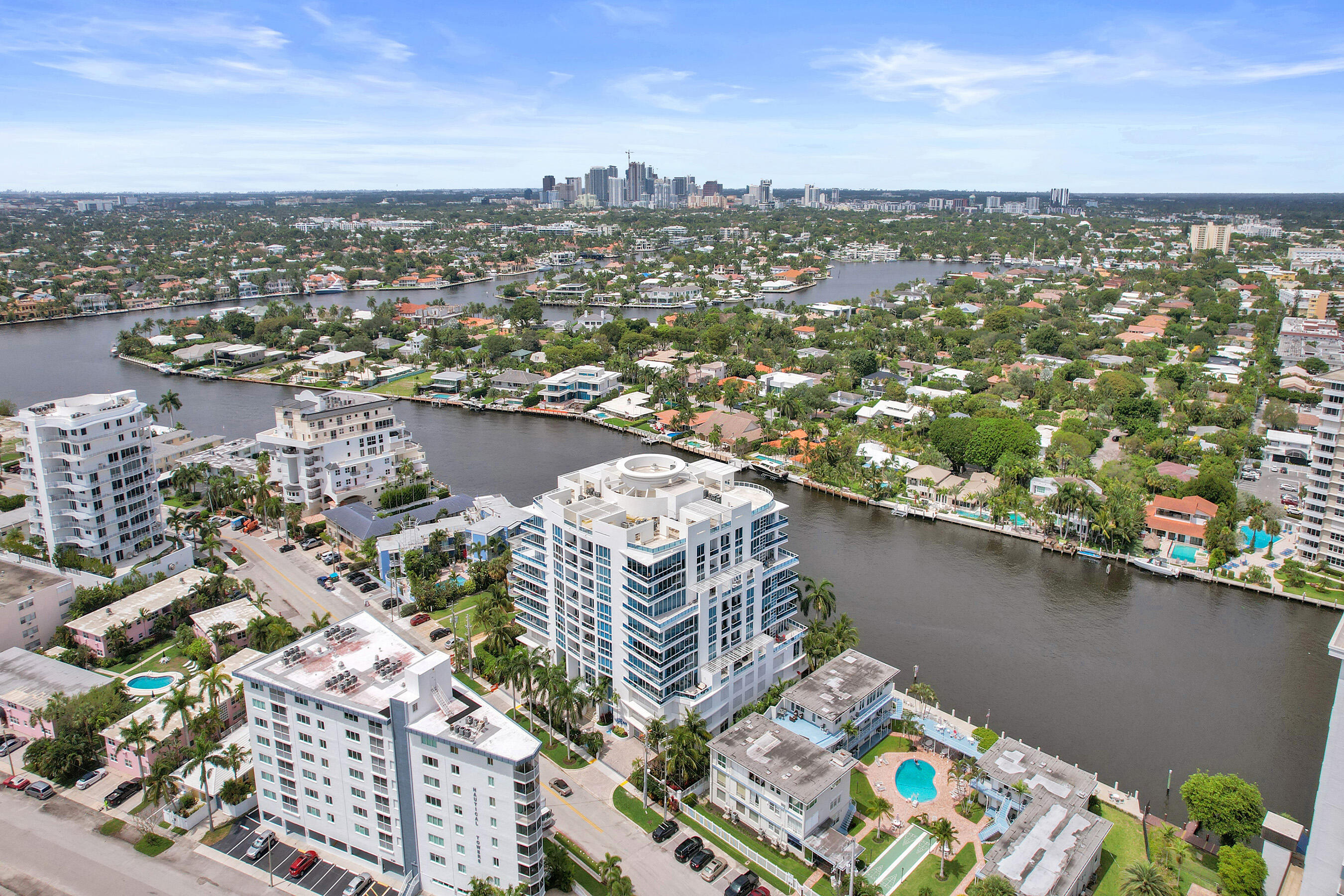 LA RIVE CONDO - Residential