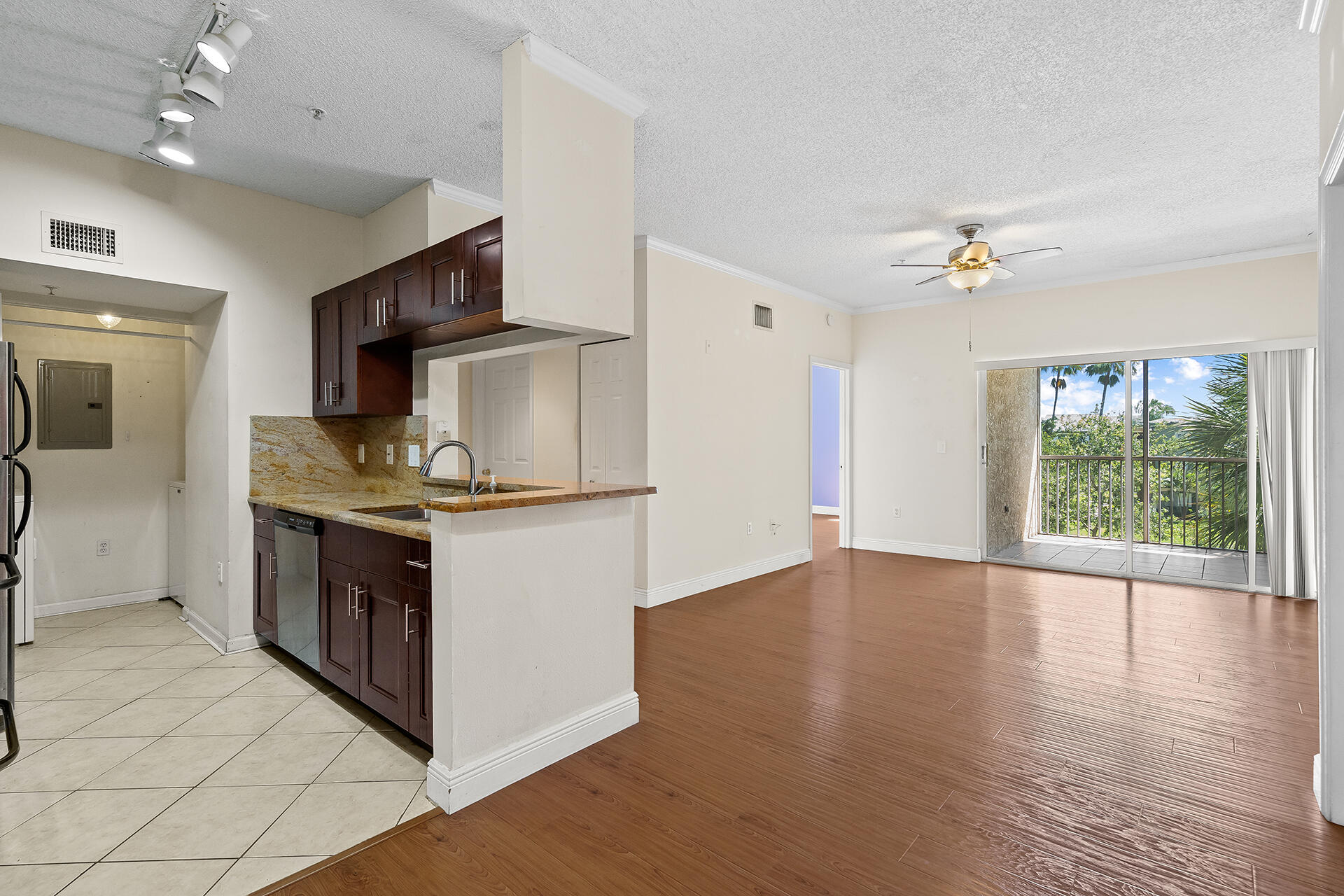 PALMS POINT CONDO - Residential