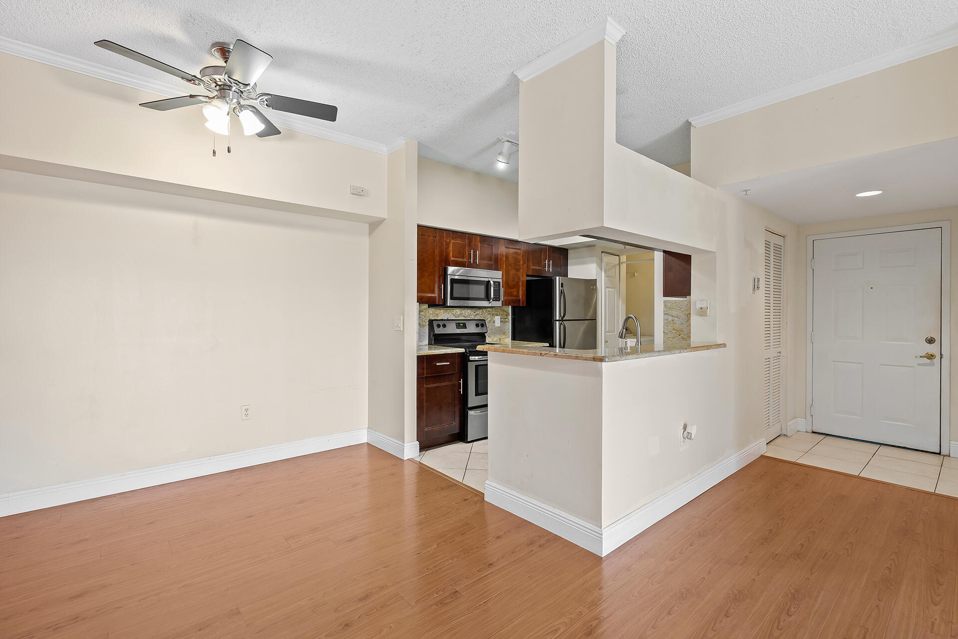 PALMS POINT CONDO - Residential