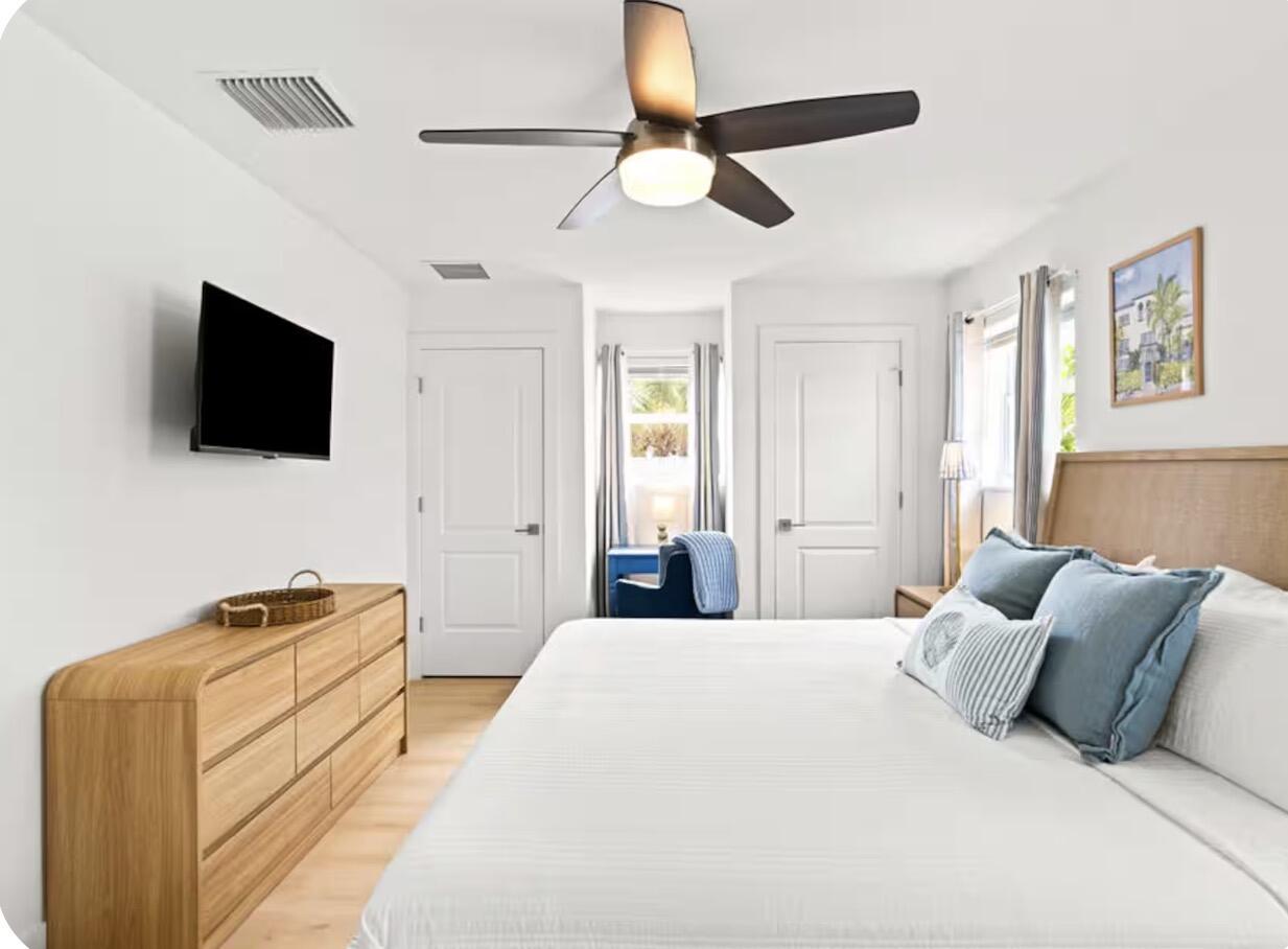 YACHT HARBOR EST - Residential