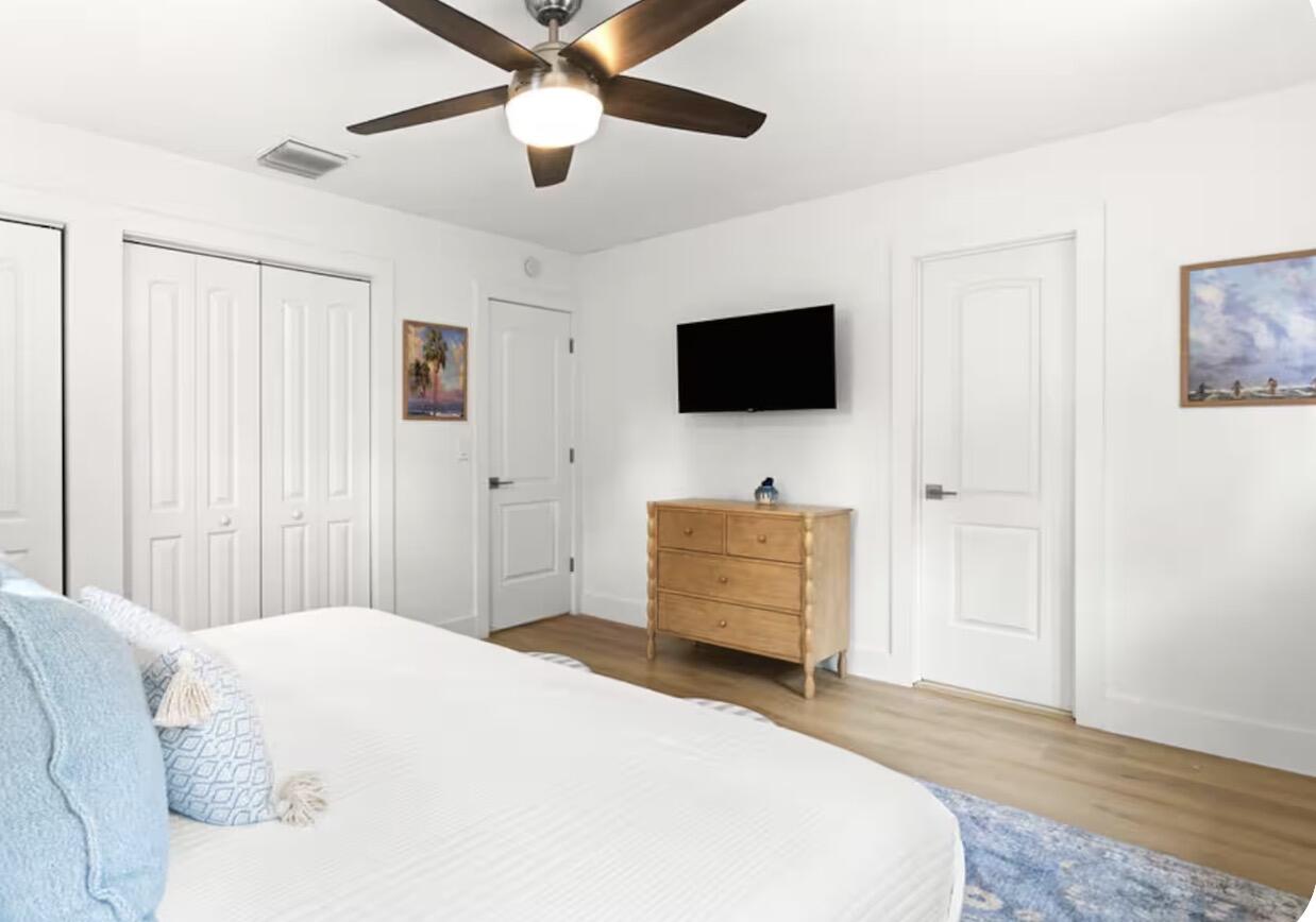 YACHT HARBOR EST - Residential