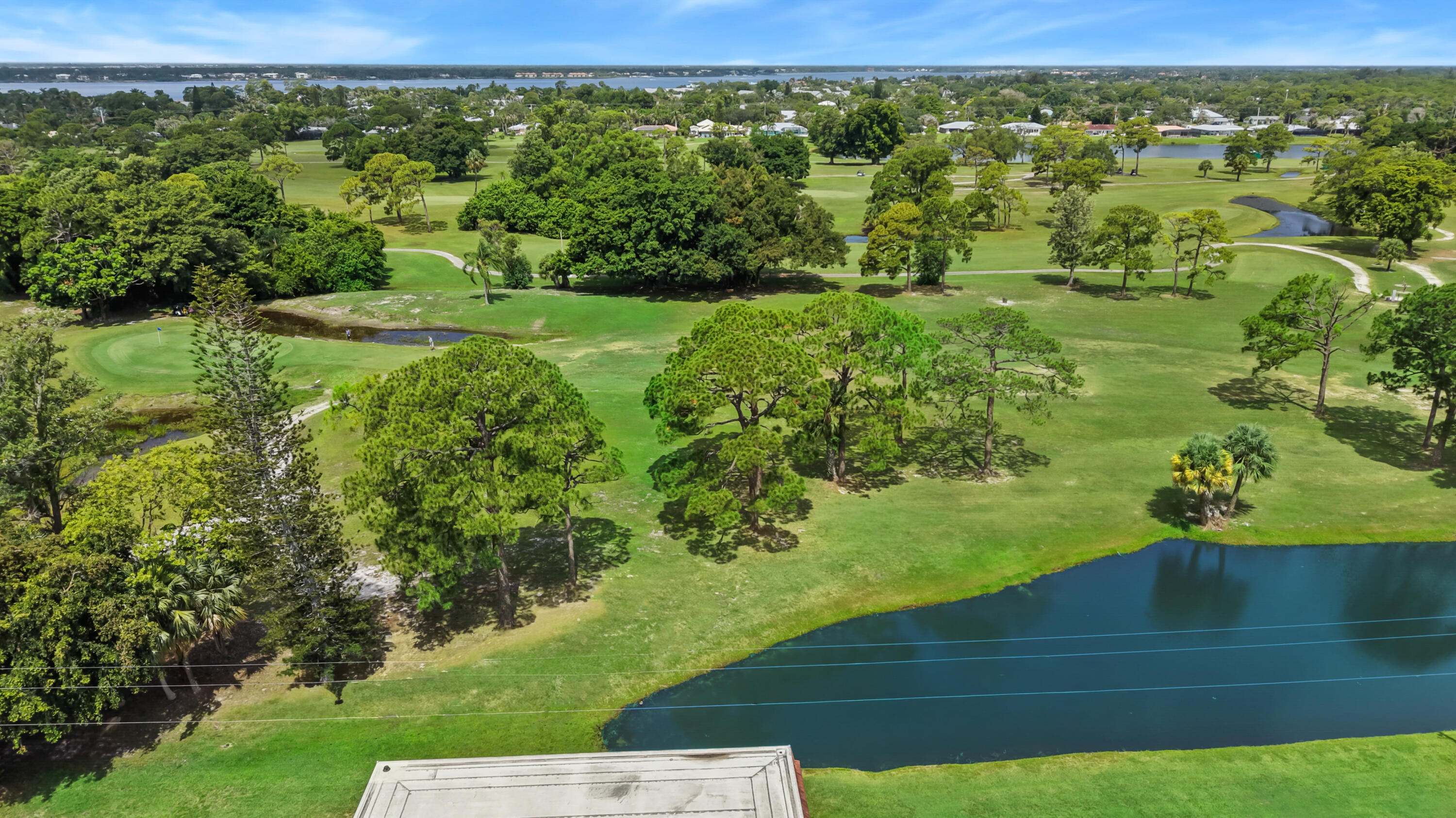VISTA DEL LAGO CONDO - Residential