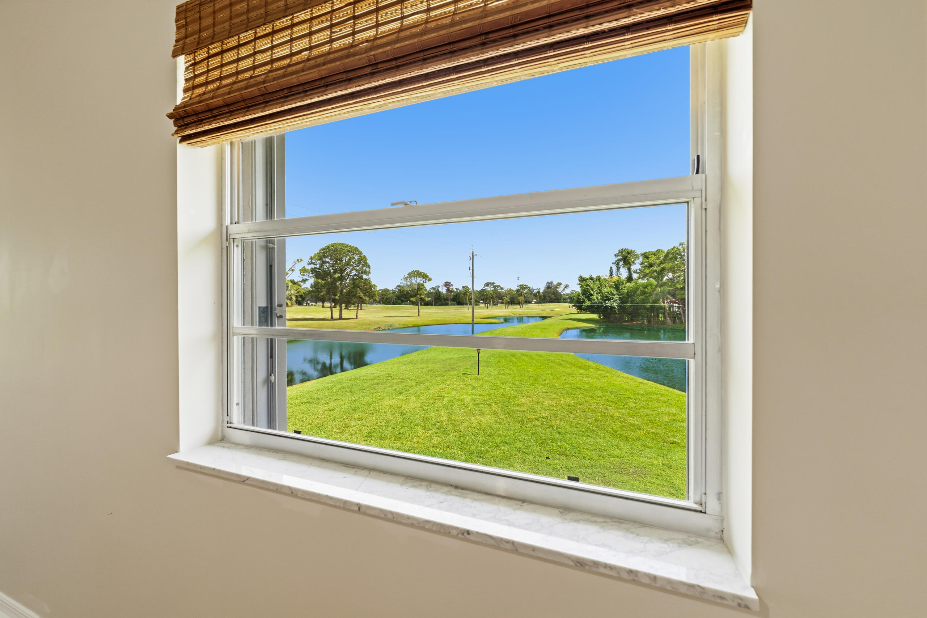 VISTA DEL LAGO CONDO - Residential