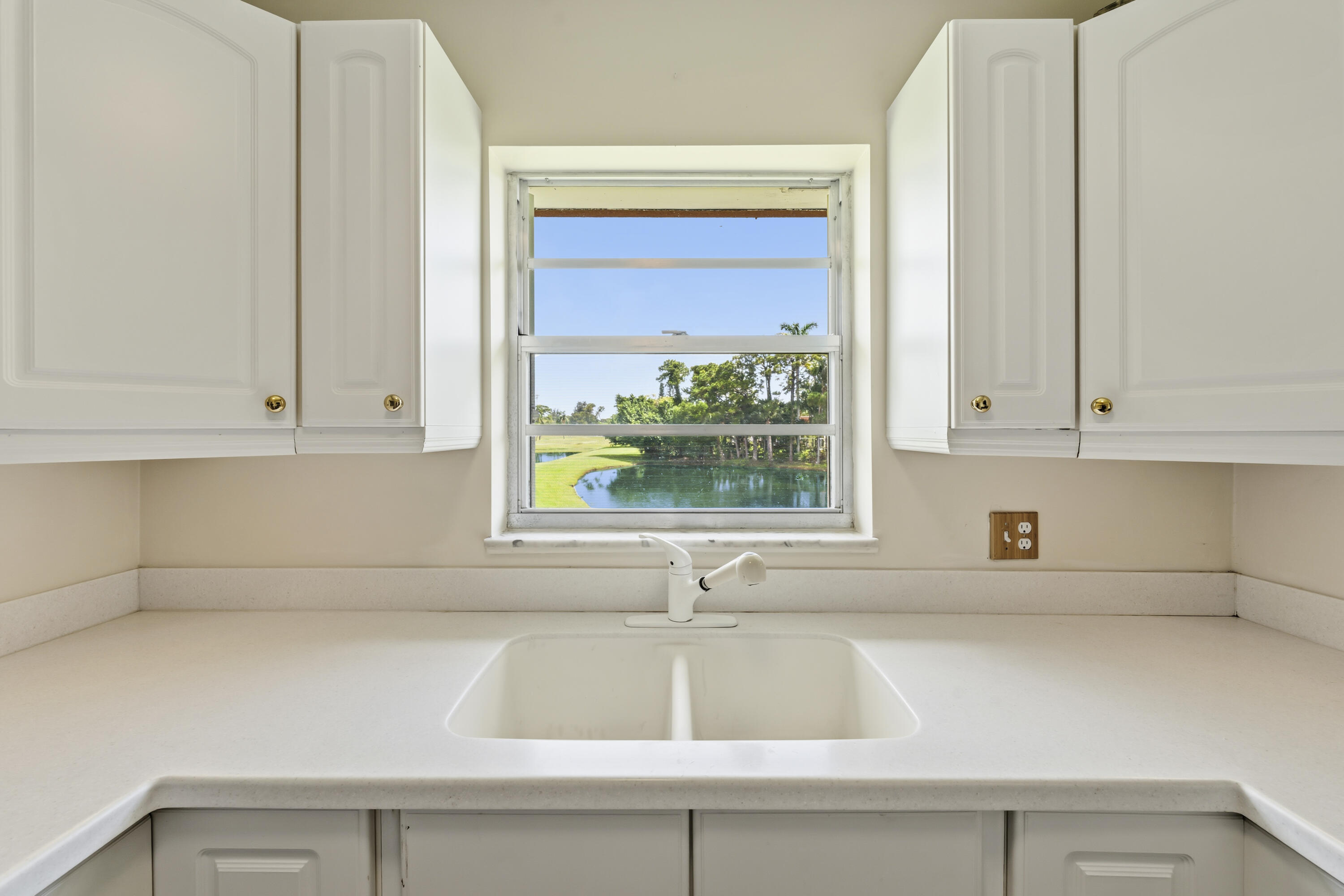 VISTA DEL LAGO CONDO - Residential