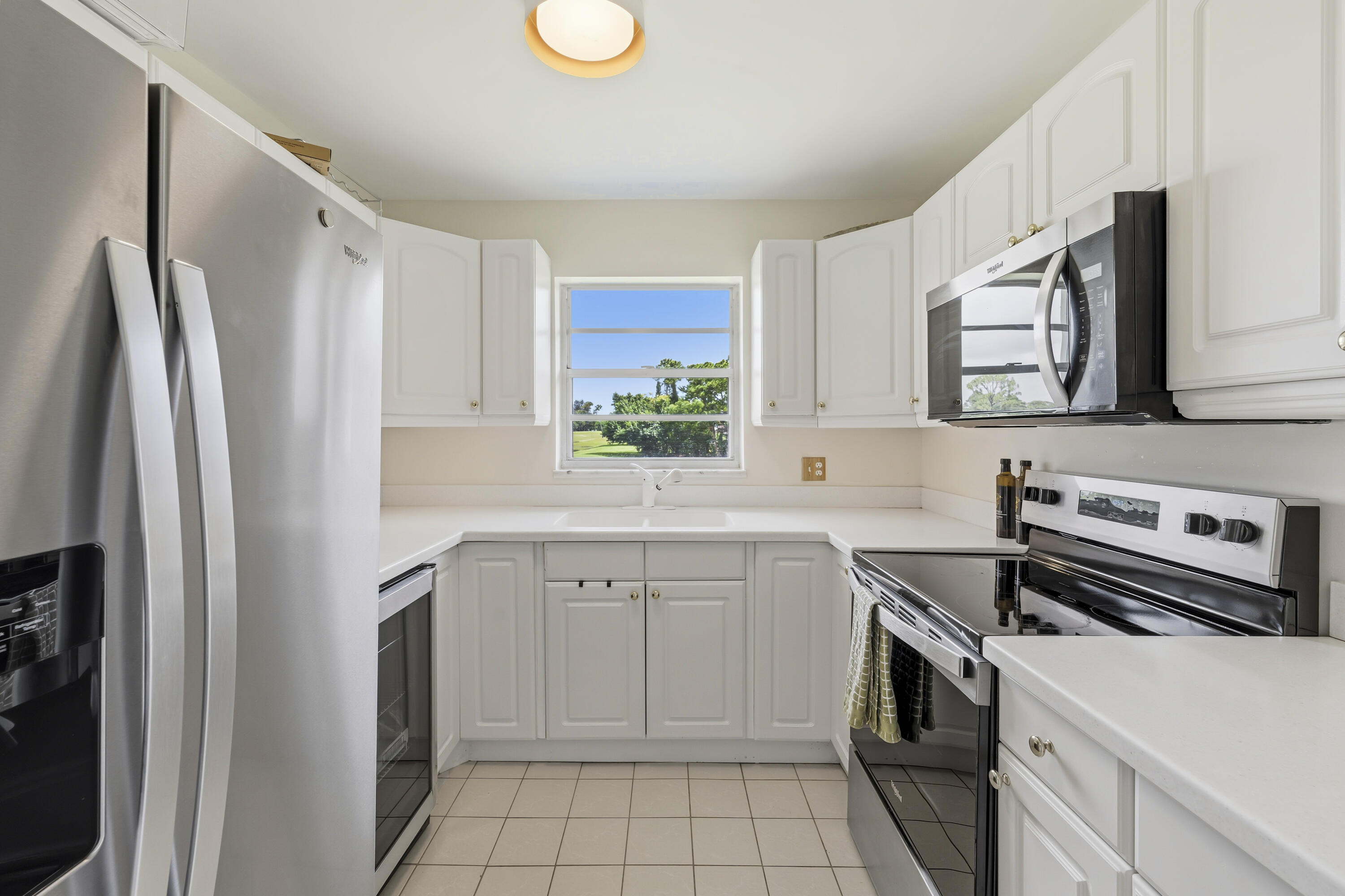 VISTA DEL LAGO CONDO - Residential