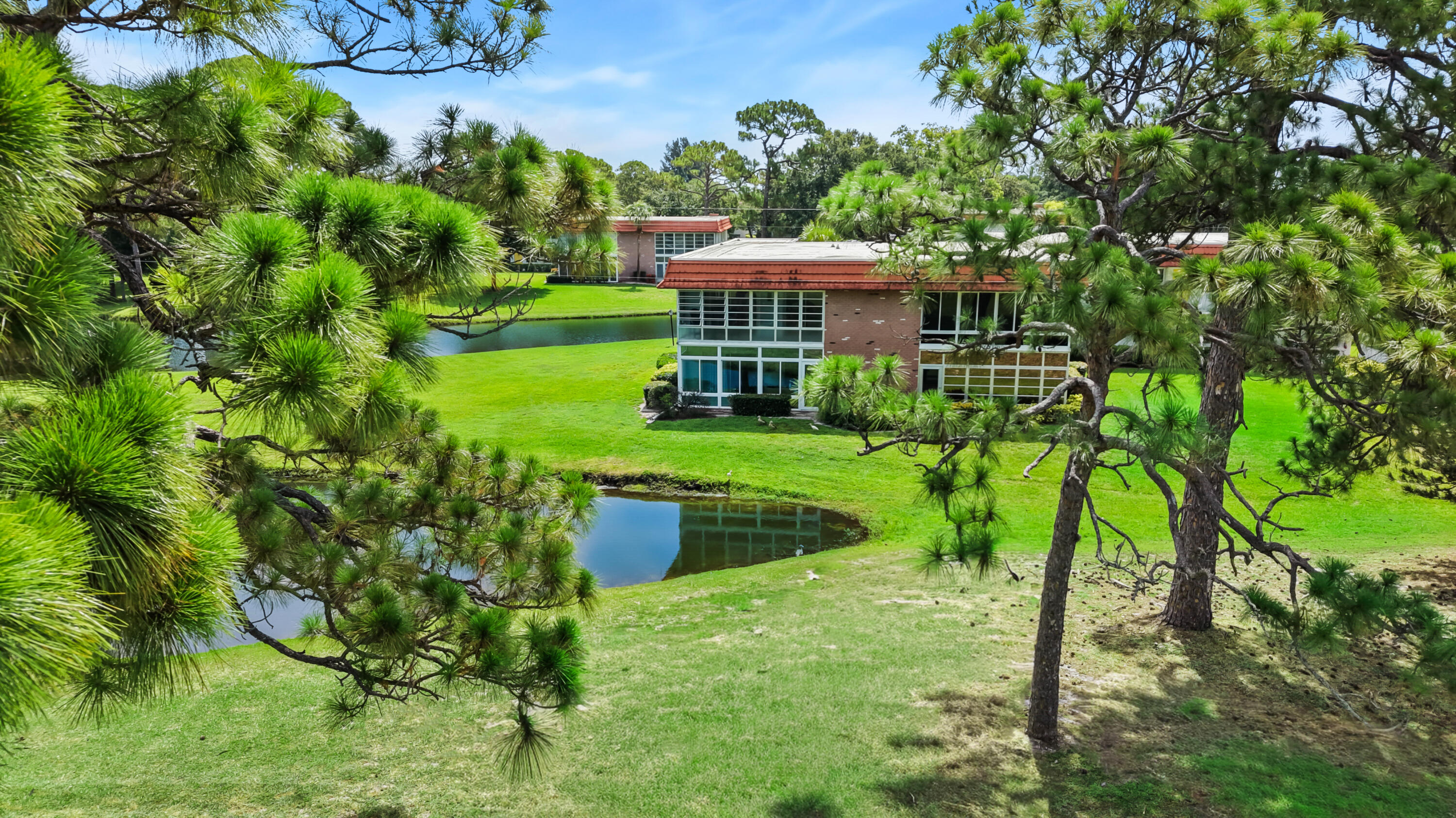 VISTA DEL LAGO CONDO - Residential