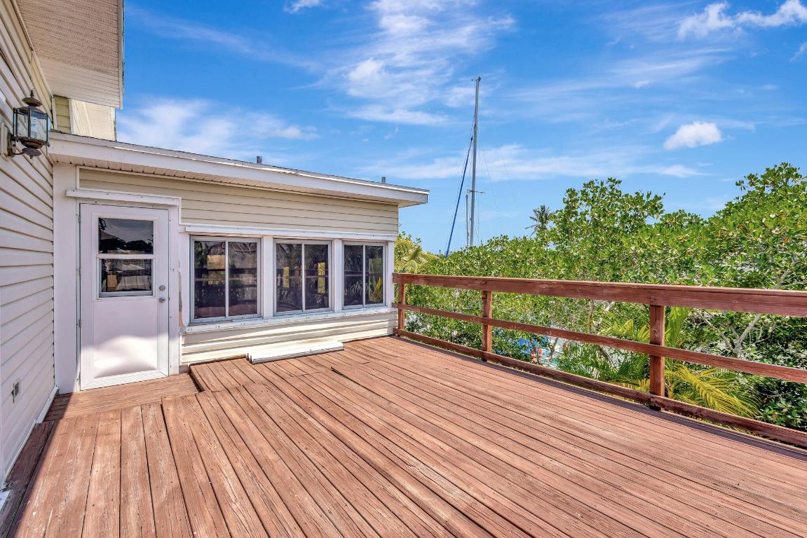 CORAL COVE BEACH SECTION 1 - Residential