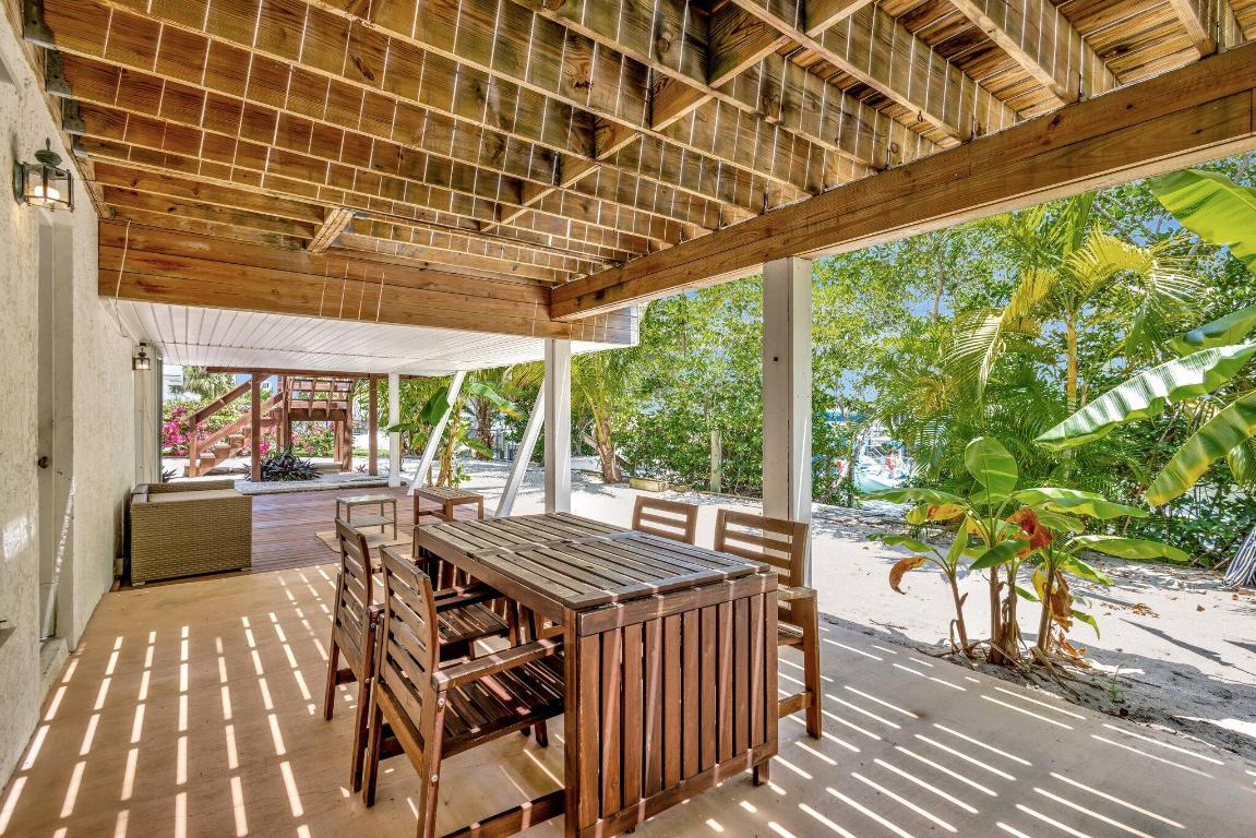 CORAL COVE BEACH SECTION 1 - Residential