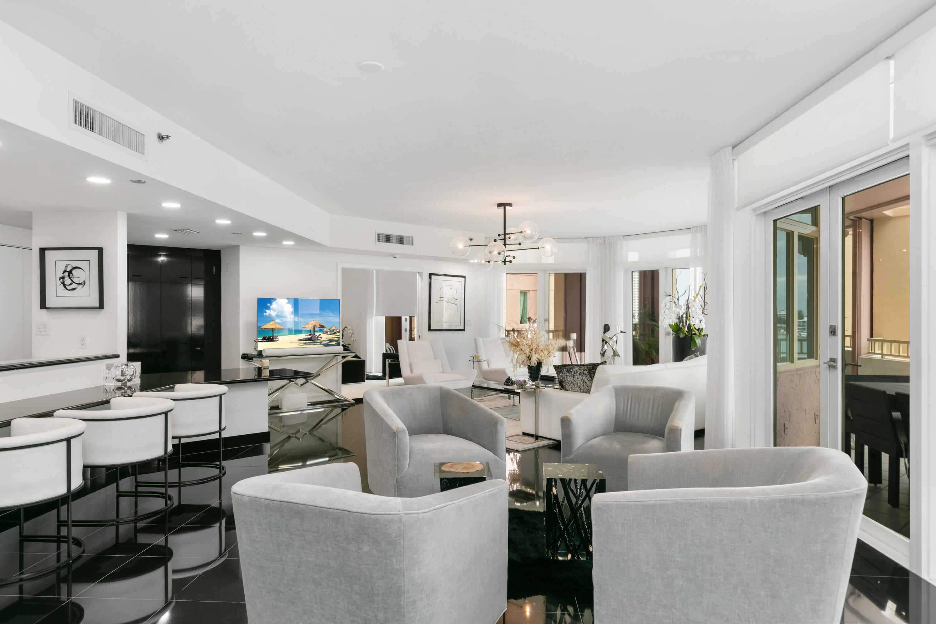 MIZNER TOWER CONDO - Residential Lease