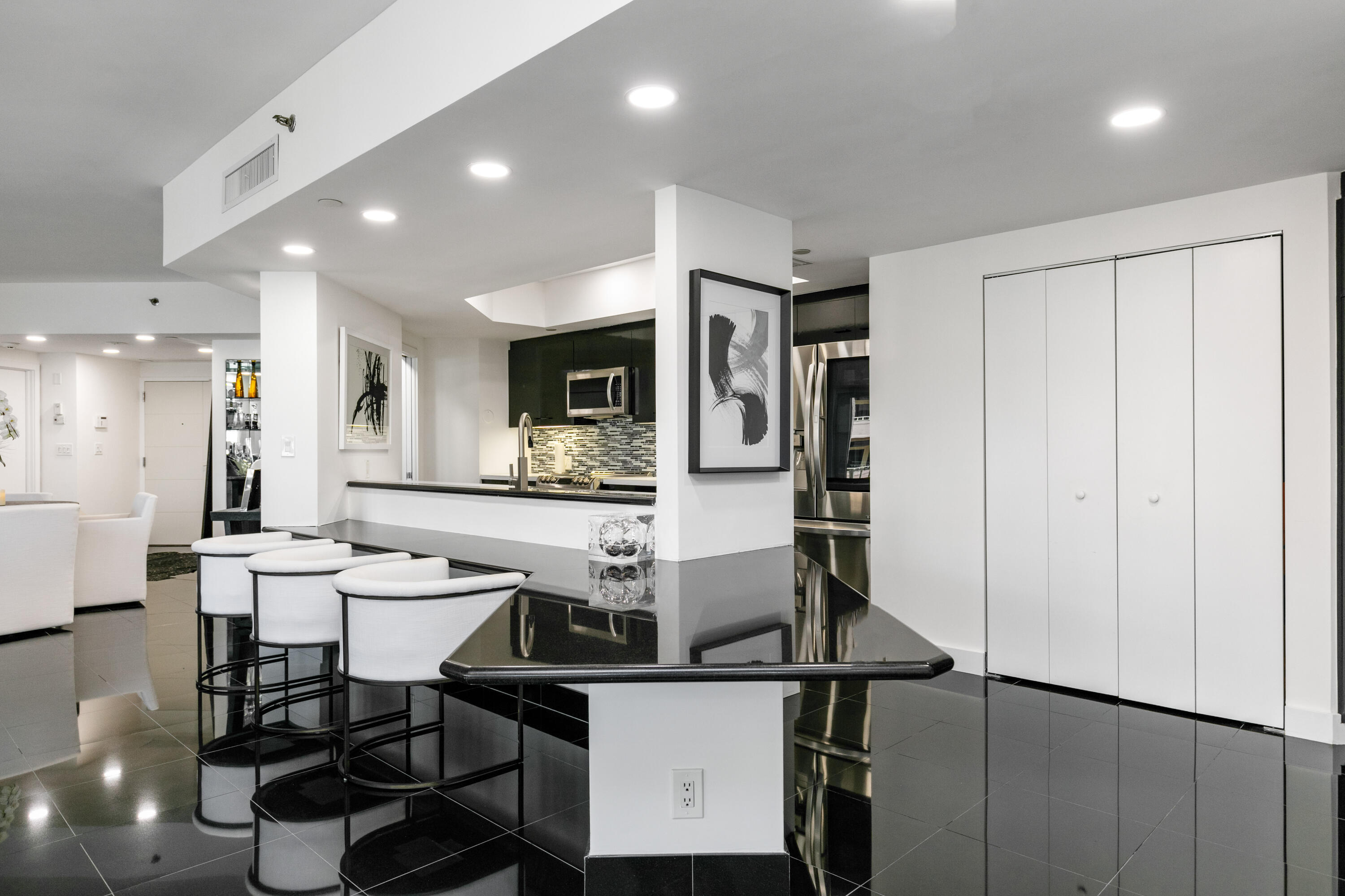 MIZNER TOWER CONDO - Residential Lease