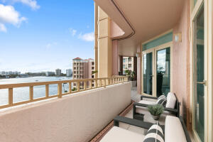 MIZNER TOWER CONDO - Residential Lease