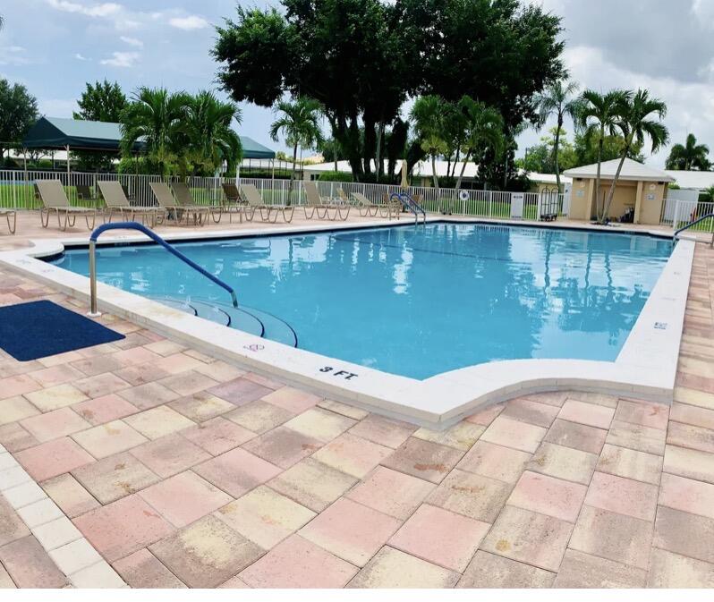 BOCA LAKES CONDO - Residential