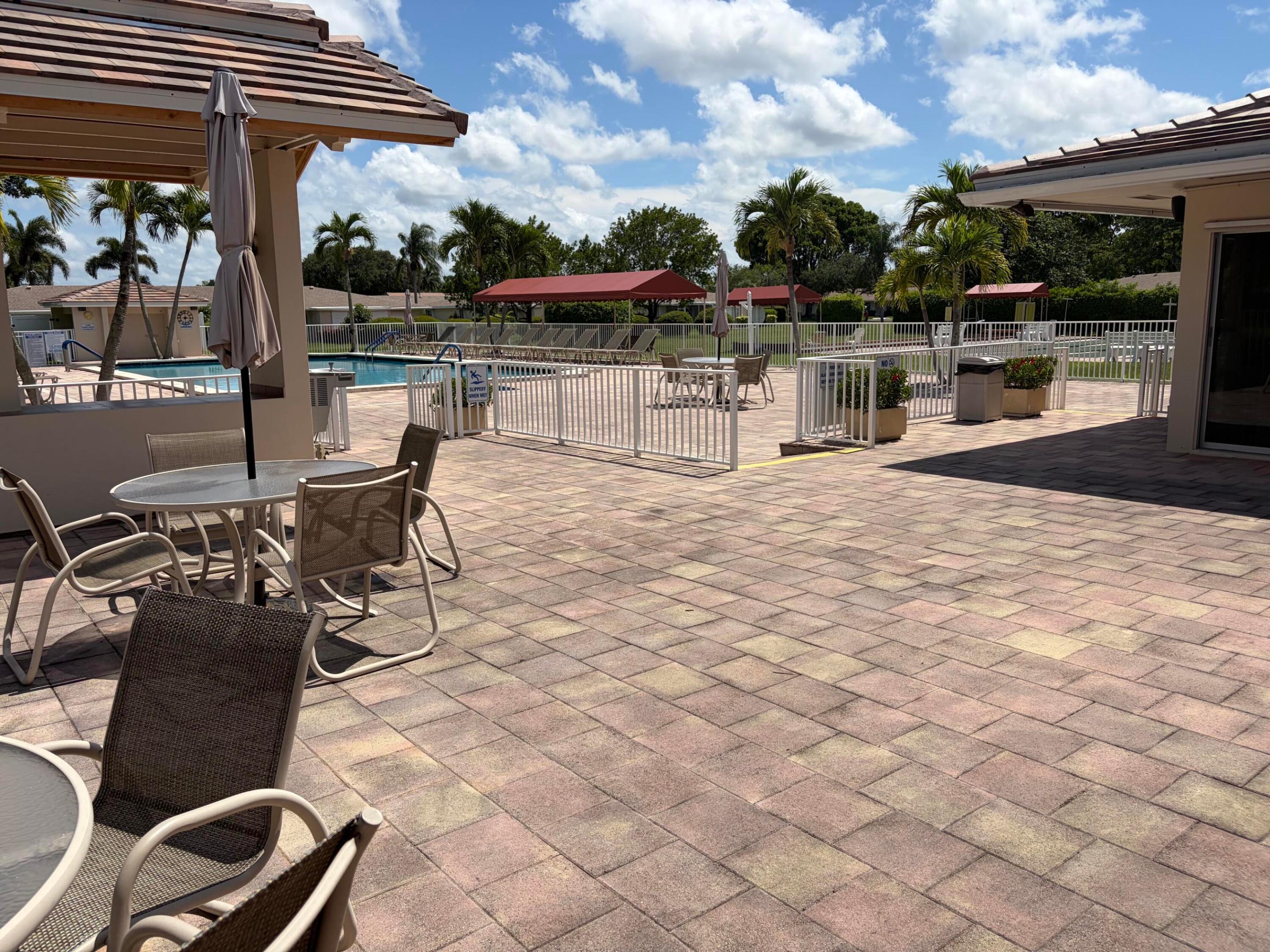 BOCA LAKES CONDO - Residential