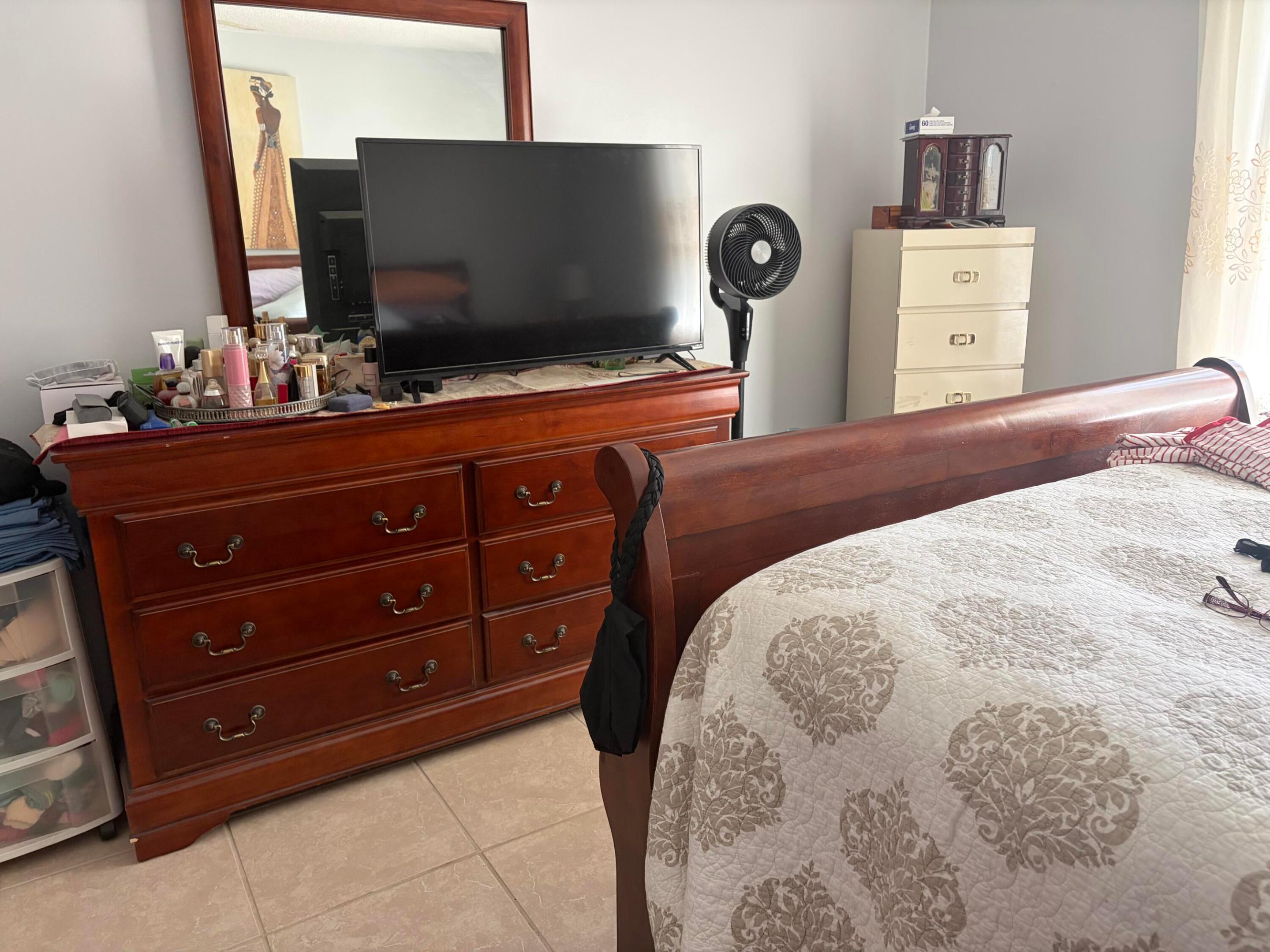 BOCA LAKES CONDO - Residential